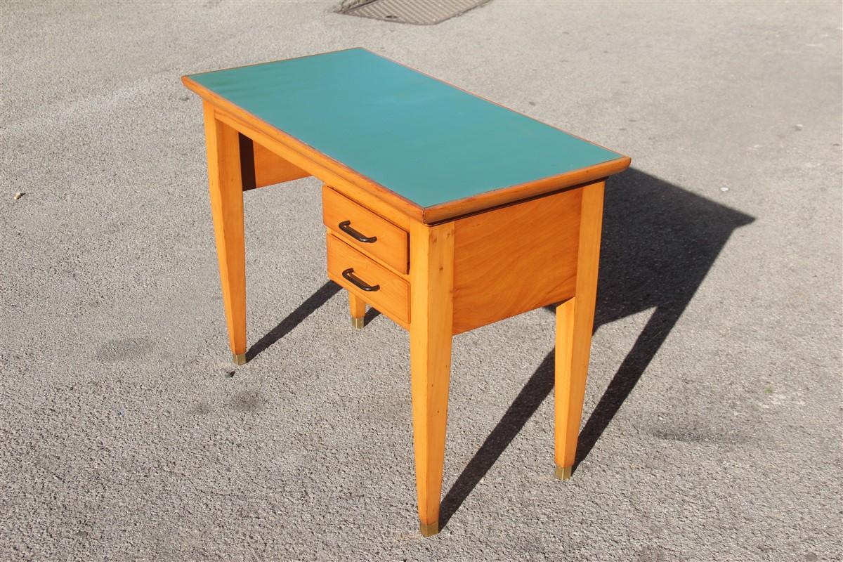 Midcentury Small Desk in Beechwood with Green Laminate Top Brass Foot In Good Condition For Sale In Palermo, Sicily