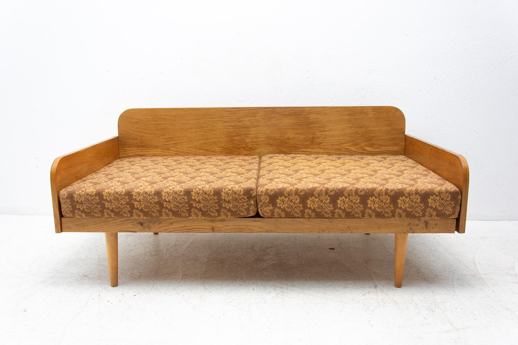 Mid-Century Small Folding Sofa by Interier Praha, 1960's, Czechoslovakia 5