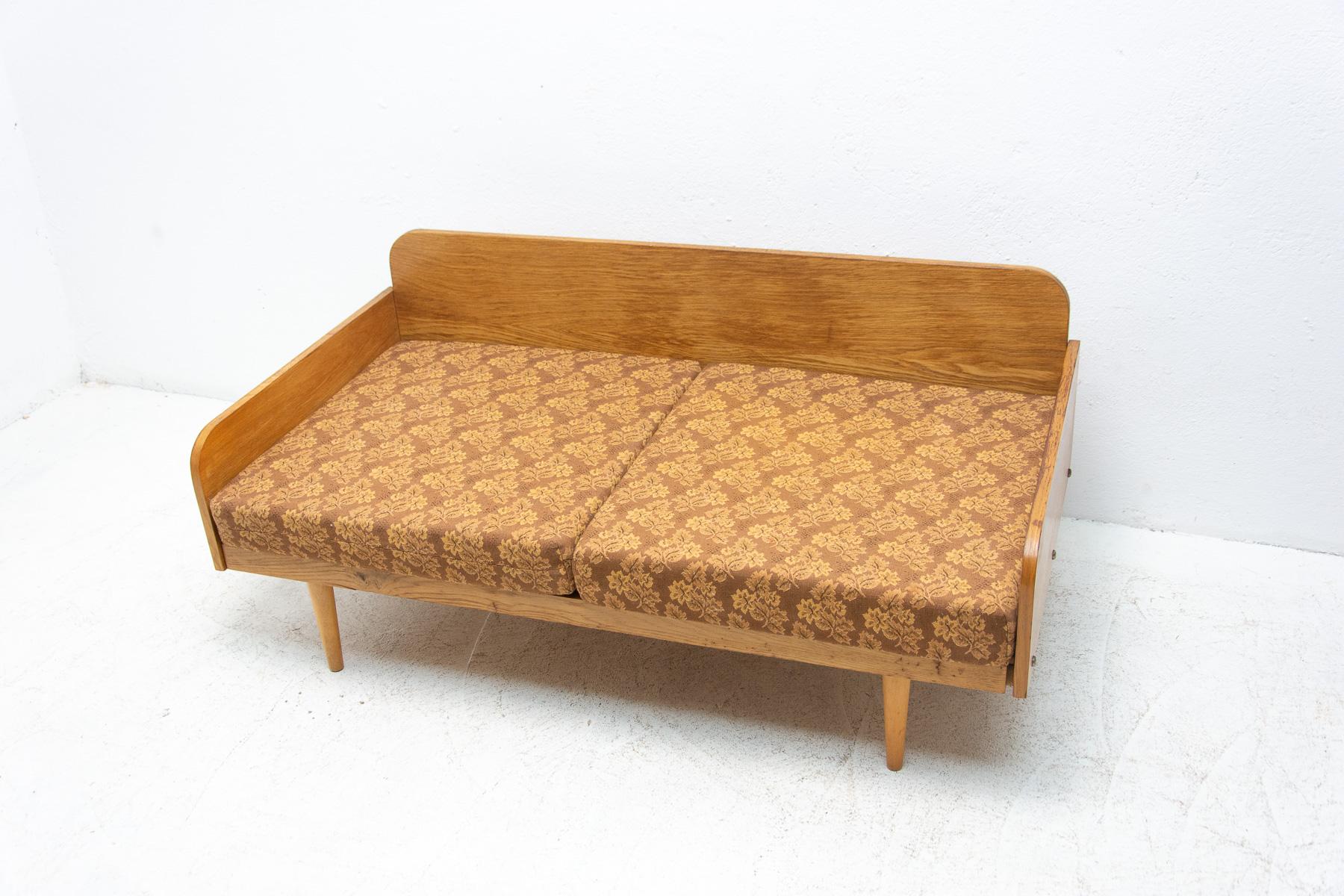 Mid-Century Small Folding Sofa by Interier Praha, 1960's, Czechoslovakia 7