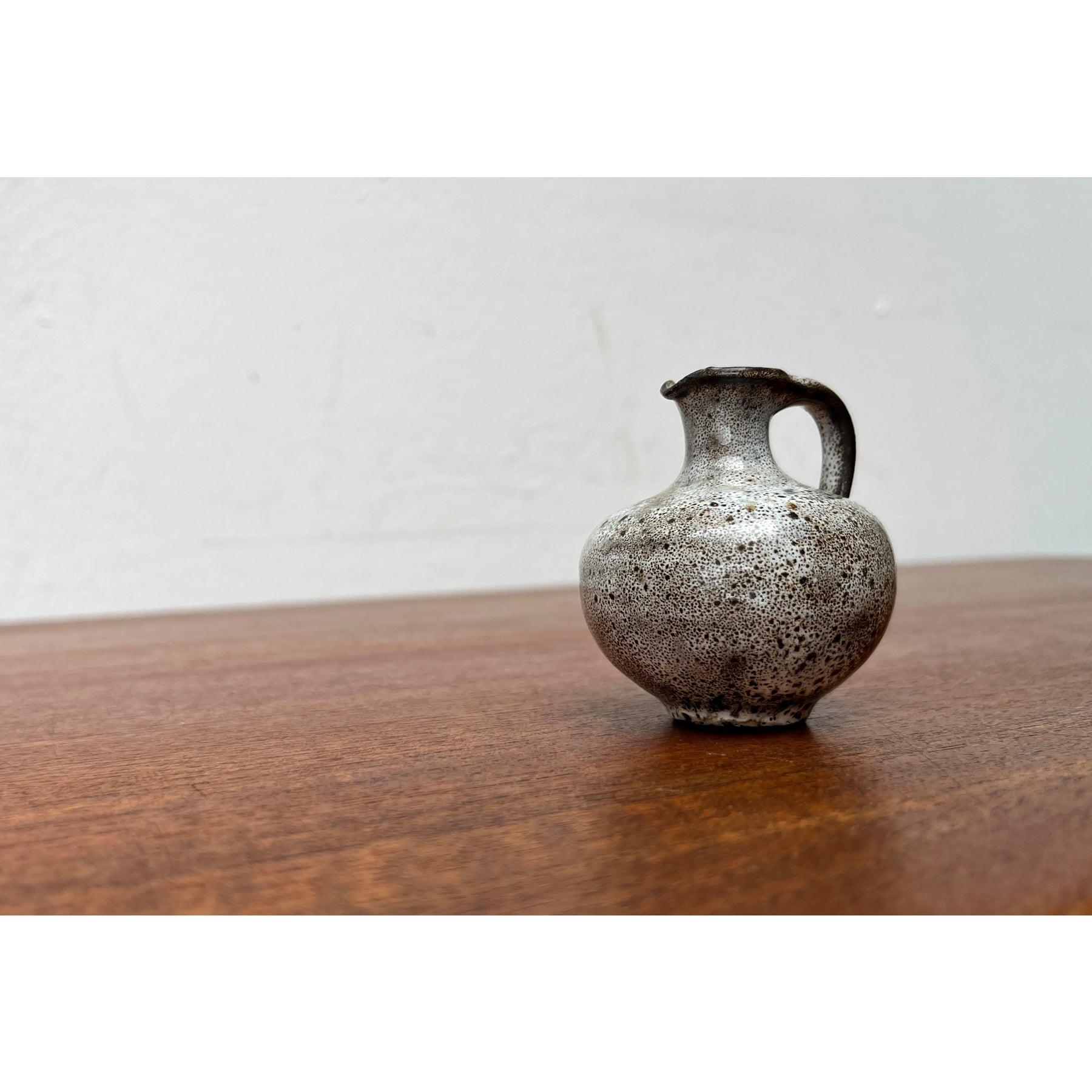 Tedesco Vaso a caraffa in Studio Pottery tedesco di Janne Reckert Cordua, anni '60, metà secolo. in vendita