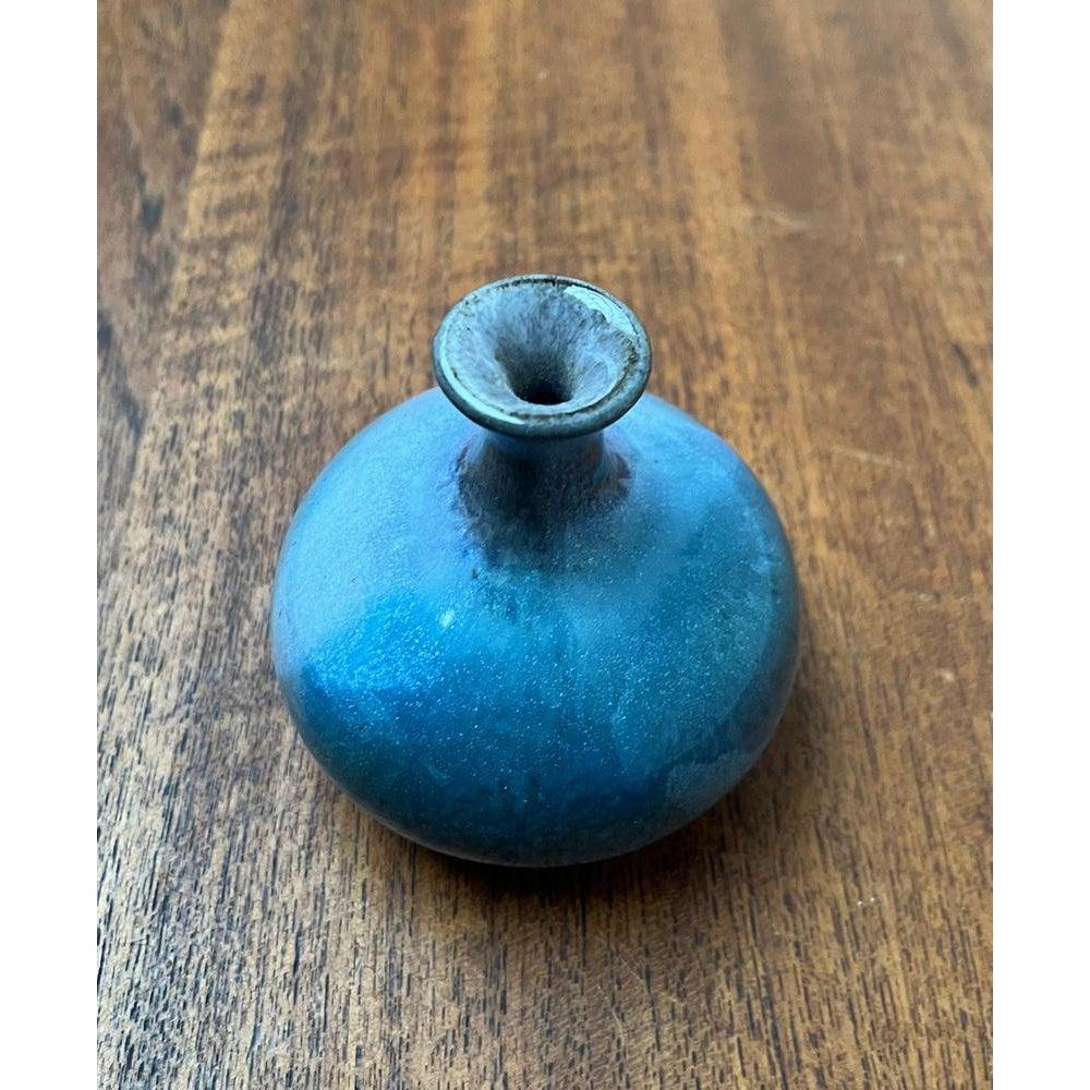 Kleine deutsche Studio-Keramikvase aus der Mitte des Jahrhunderts von Janne Reckert-Cordua, 1960er Jahre (Deutsch) im Angebot