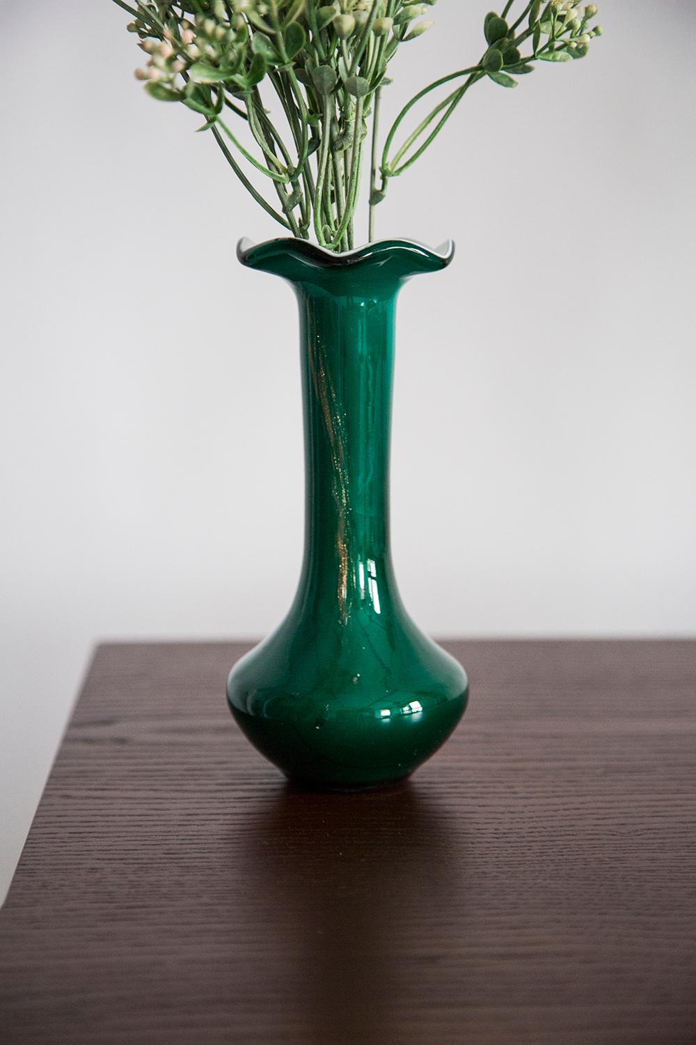 Mid Century Small Green Decorative Glass Vase, Europe, 1960s For Sale 5