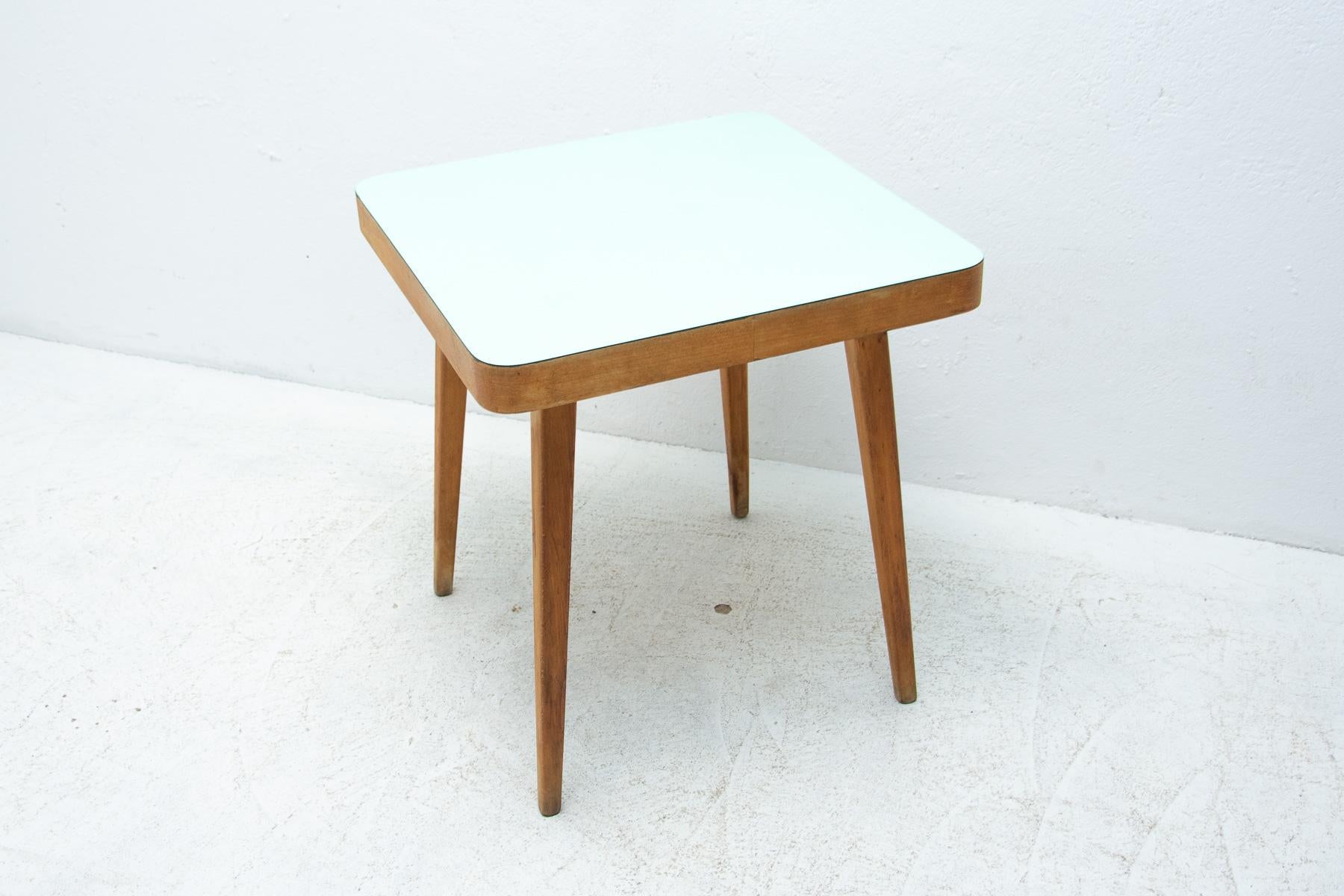 Mid Century Small Side Table, 1960´s, Czechoslovakia In Good Condition For Sale In Prague 8, CZ