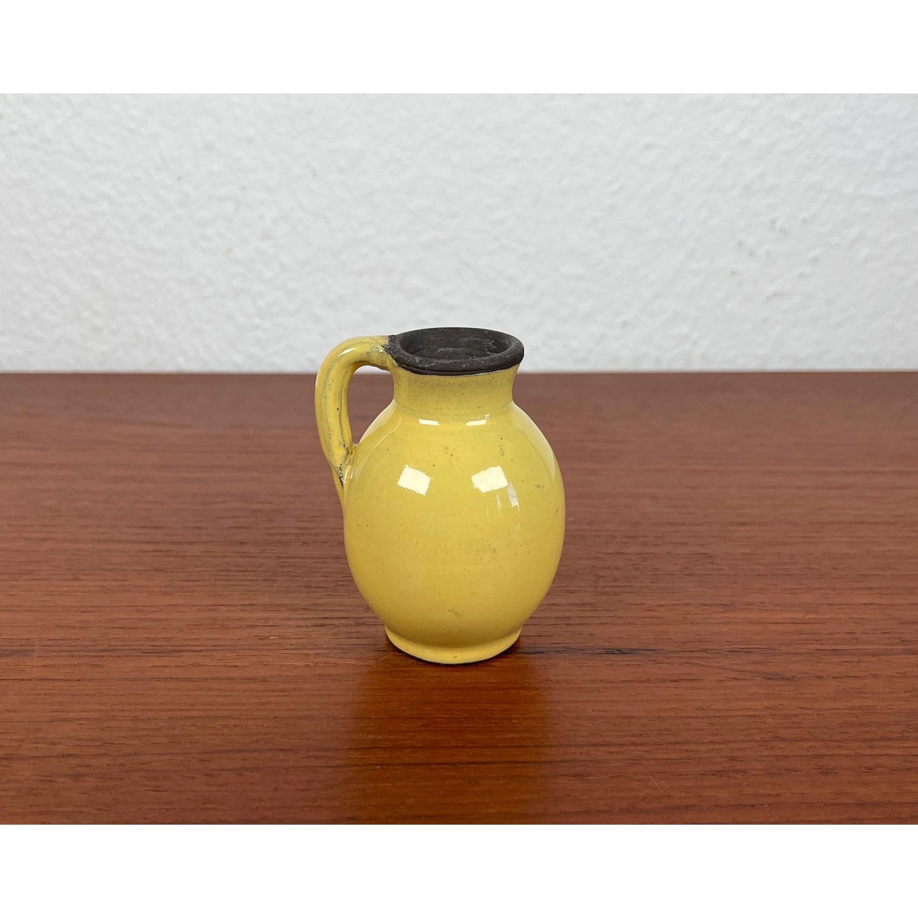 Ceramica Vaso a caraffa in Studio Pottery di metà secolo di BKW Böttger Keramik Wandsbek in vendita