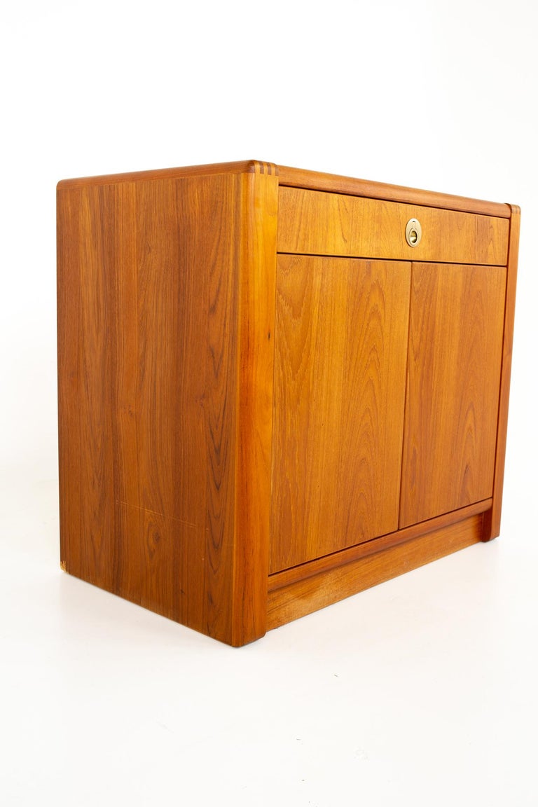 Midcentury Small Teak Credenza Bar at 1stDibs
