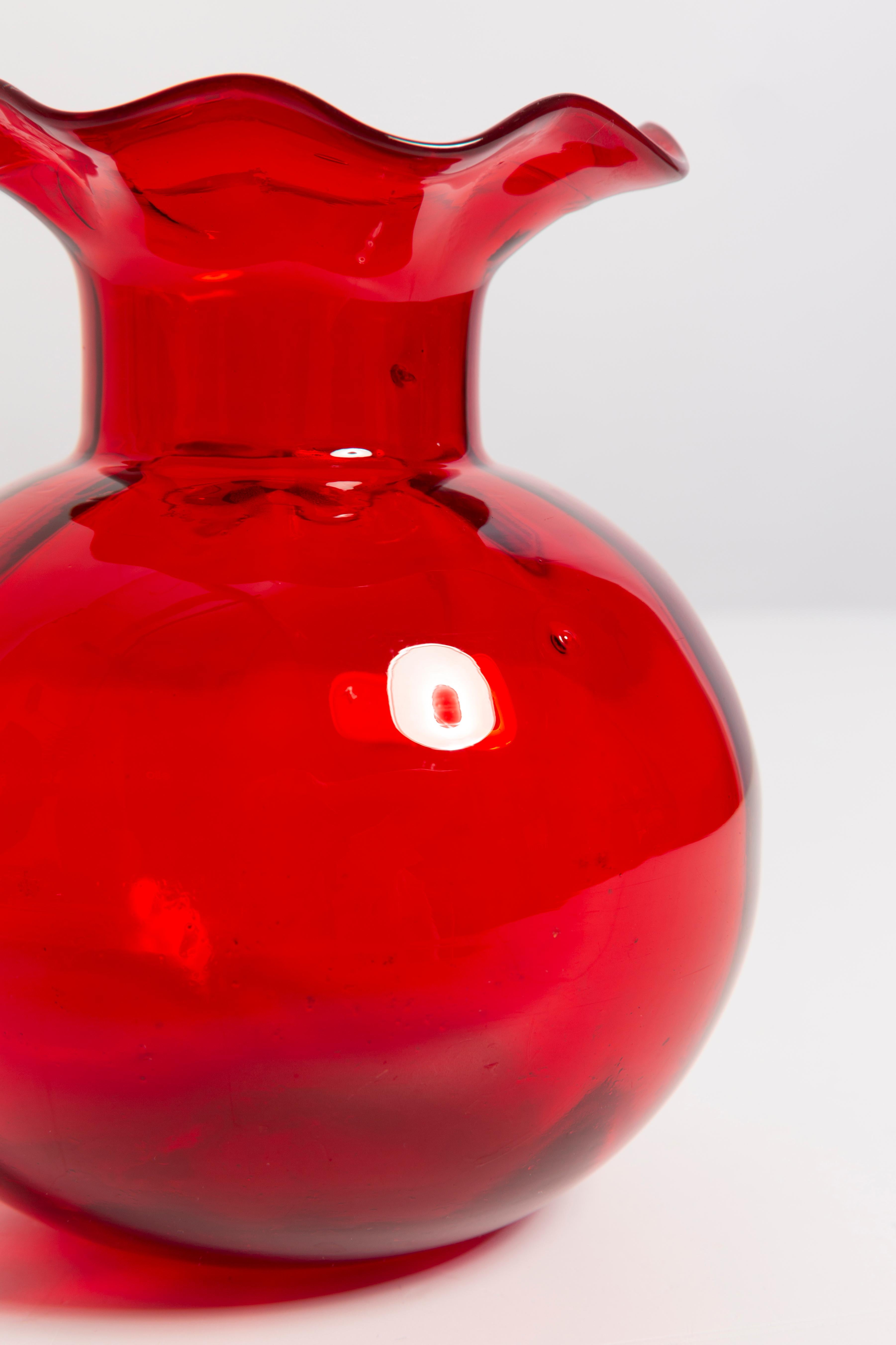 Polish Mid-Century Small Vintage Red Vase, Poland, 1960s For Sale