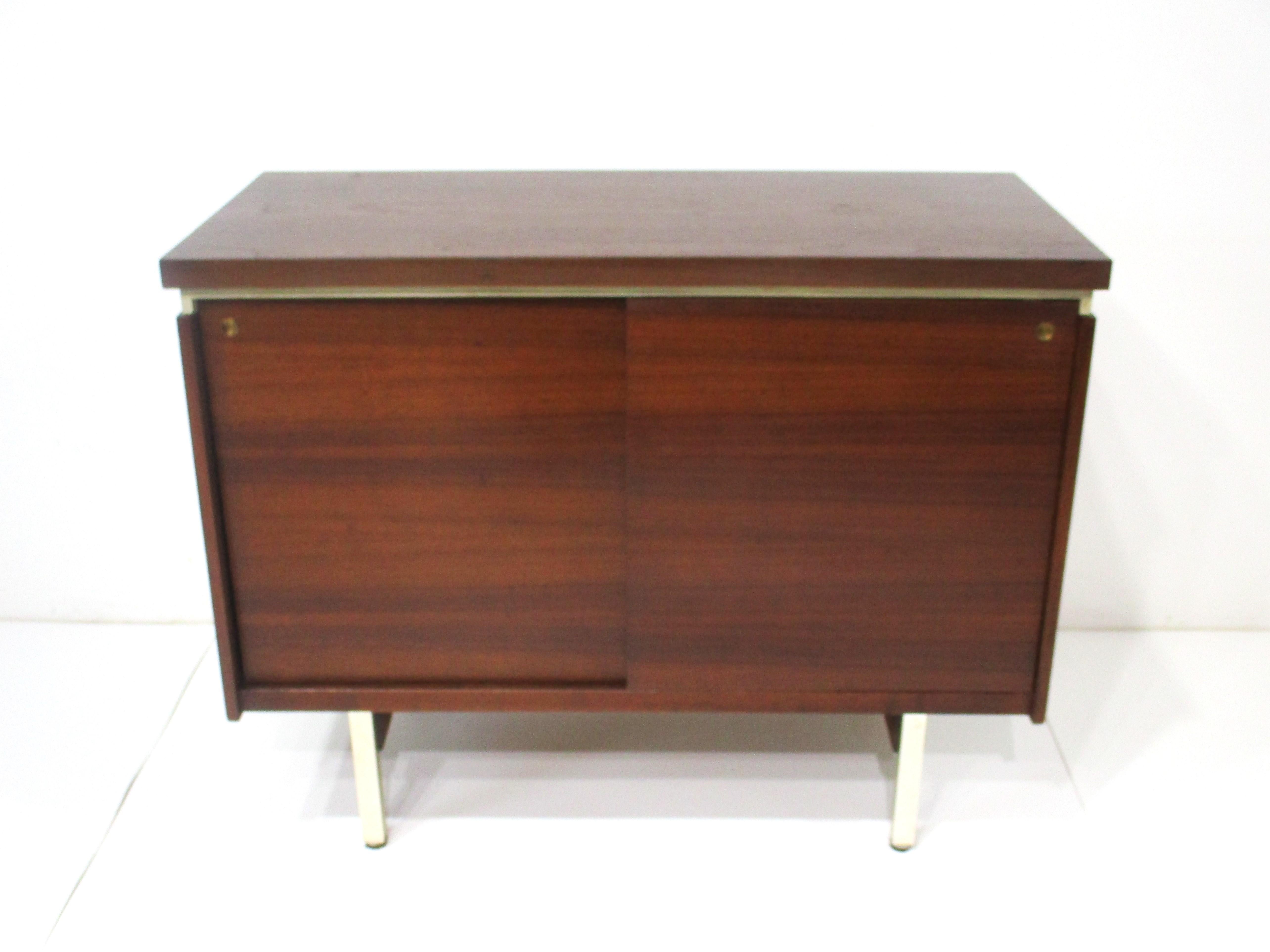 Mid Century Small Walnut Credenza in the style of McCobb Calvin  For Sale 6