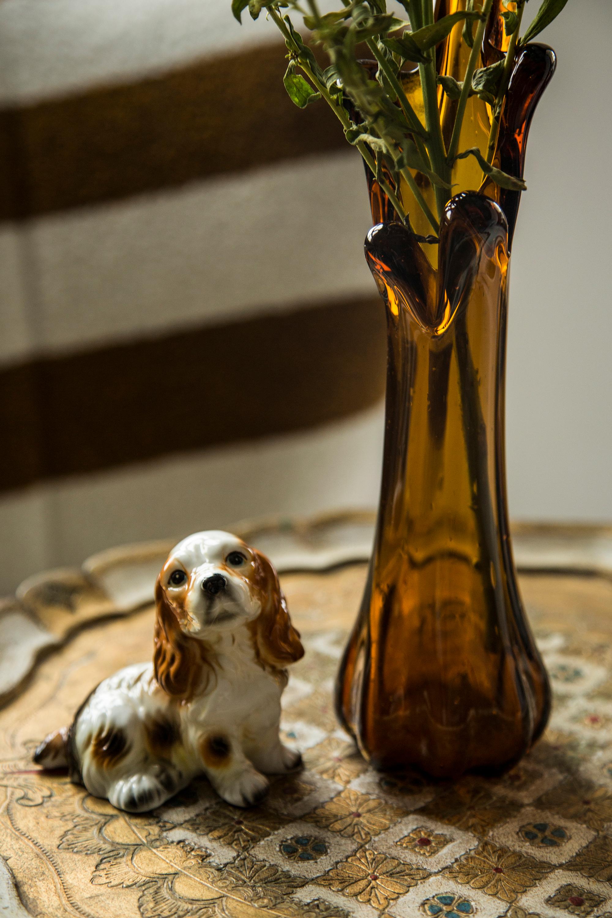 Painted ceramic, very good original vintage condition. No damages or cracks. Beautiful and unique decorative sculpture. Small dog sculpture was produced in Taiwan. Only one dog available.