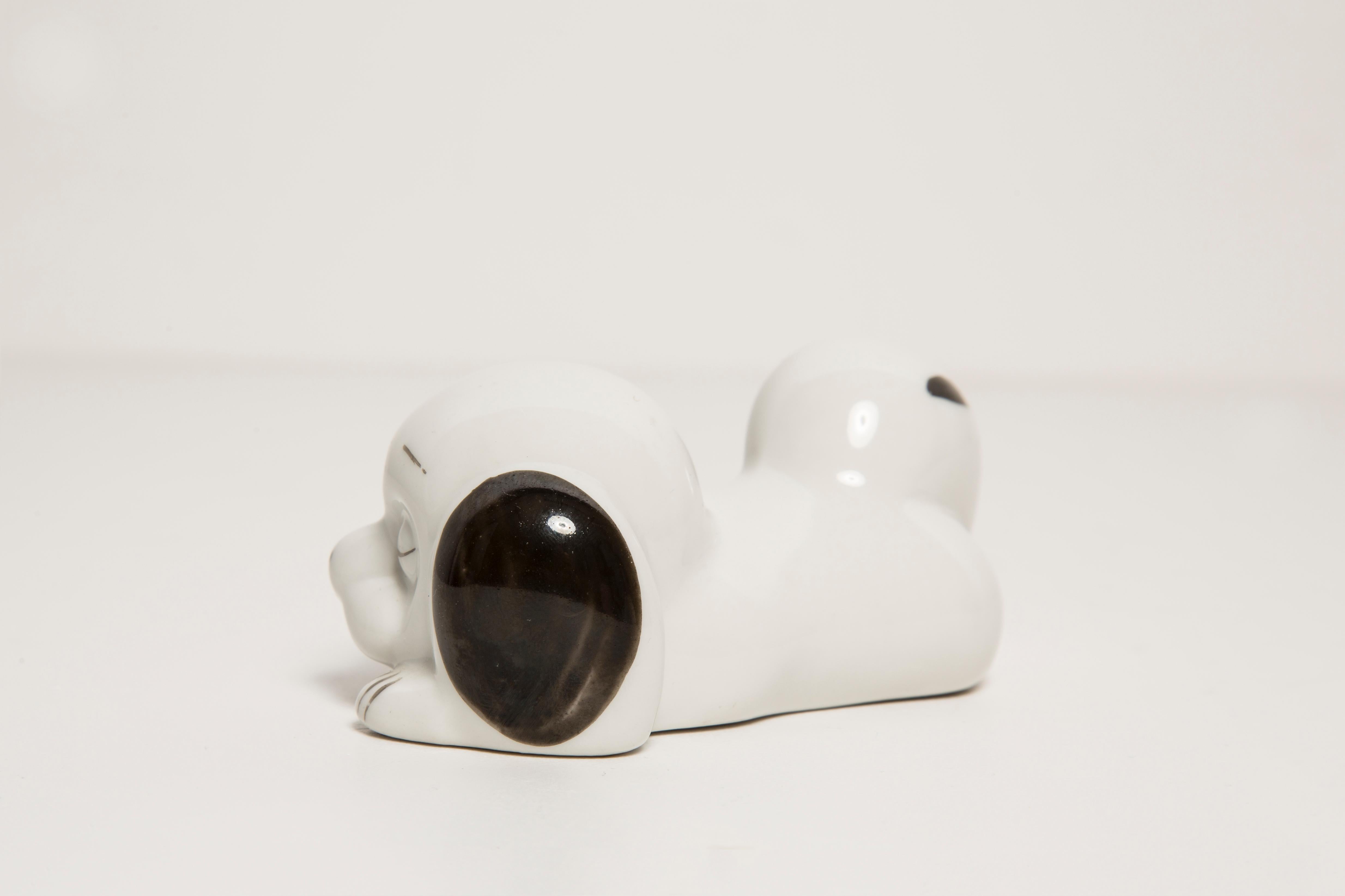 Mid-Century Small White Dog Sculpture, Italy, 1960s For Sale 2