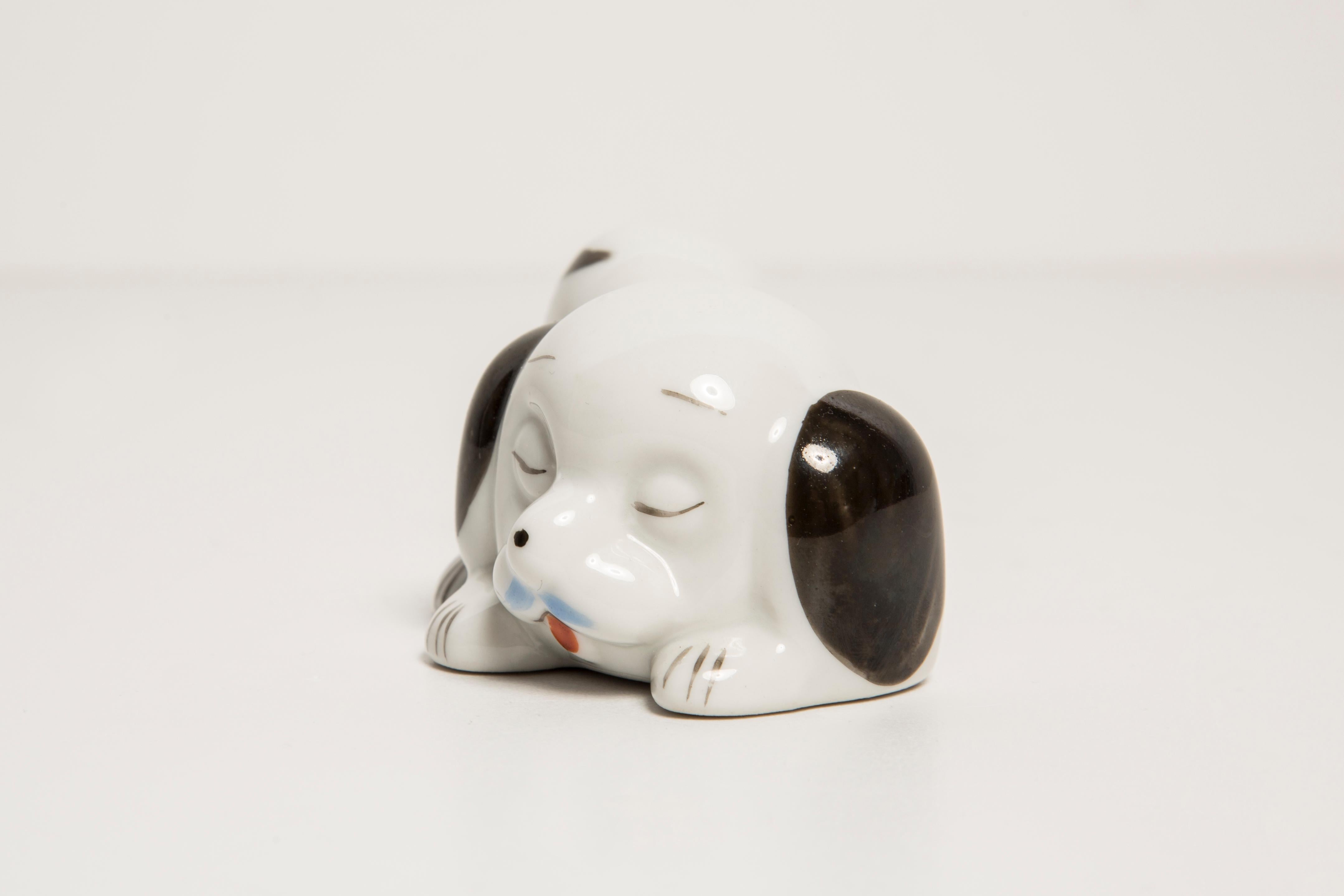 Mid-Century Small White Dog Sculpture, Italy, 1960s For Sale 1