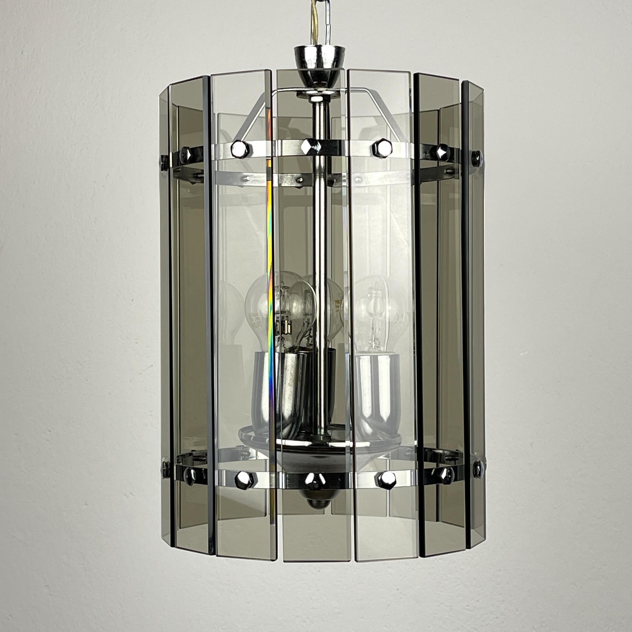 Mid-Century-Pendelleuchte aus Rauchglas von Veca, Italien 1970er Jahre (20. Jahrhundert) im Angebot