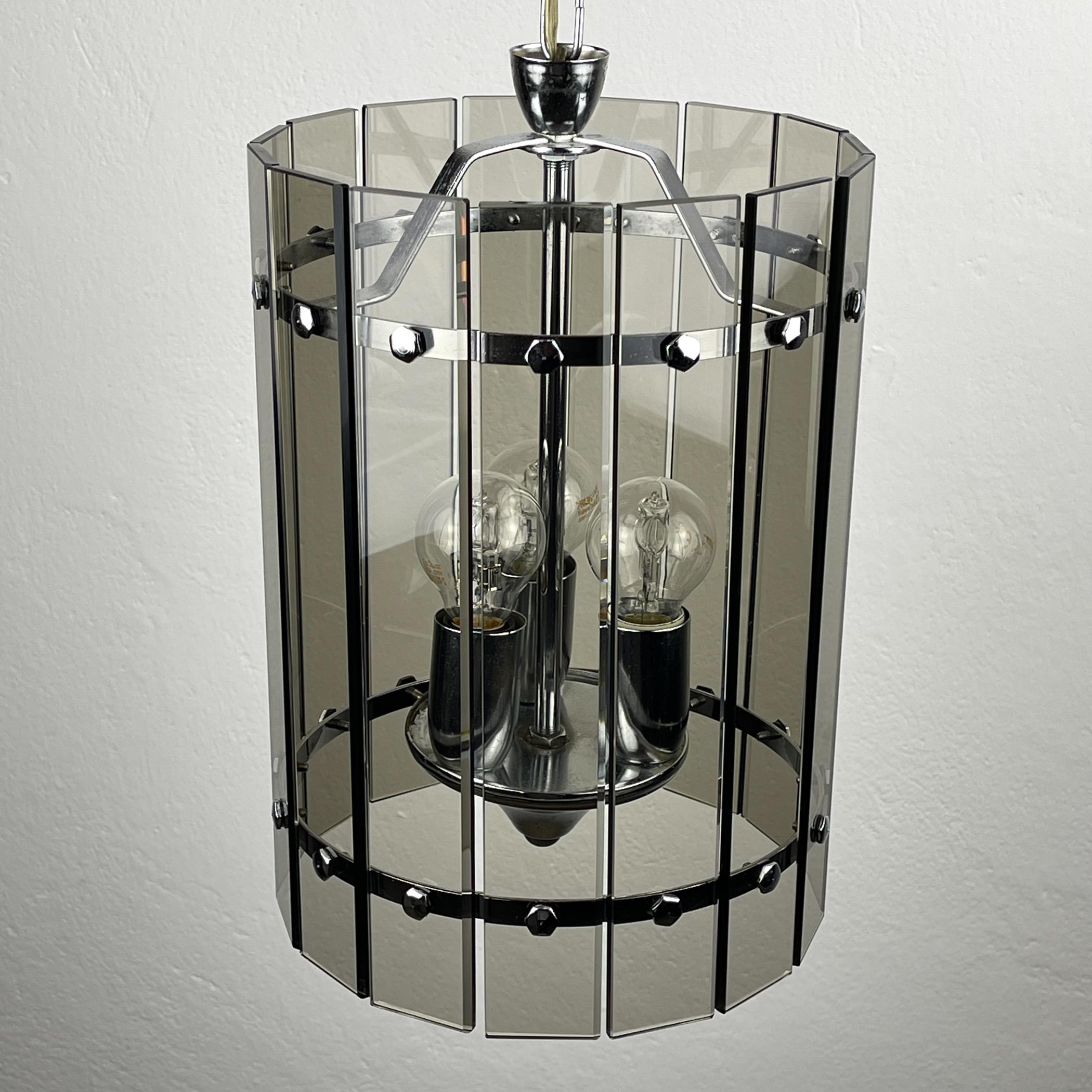 Mid-Century-Pendelleuchte aus Rauchglas von Veca, Italien 1970er Jahre im Angebot 1