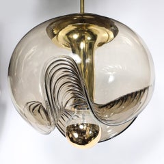 Pendelleuchte aus Rauchglas aus der Jahrhundertmitte, gewellt, von Peill & Putzler