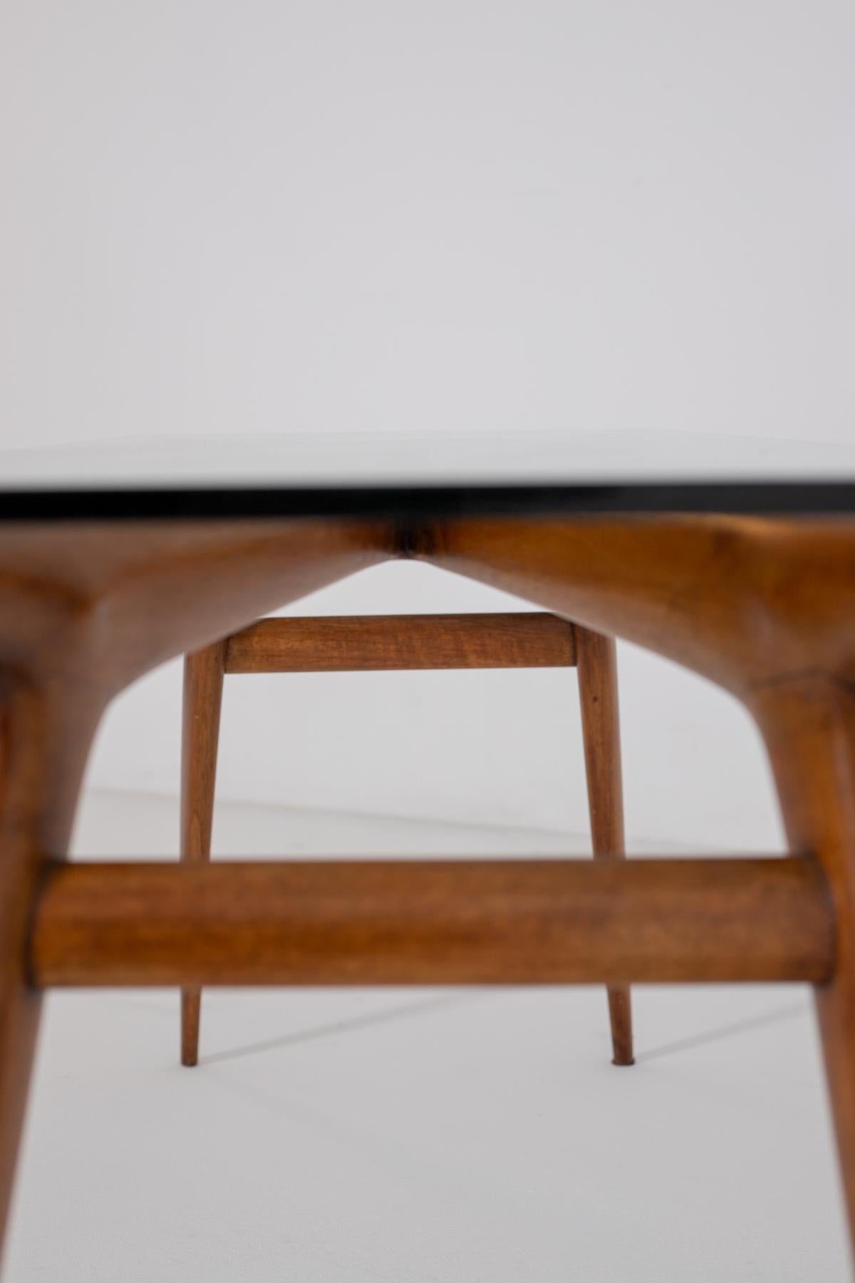 Mid-Century Smoking Table in Glass and Wood by Carlo de Carli 7