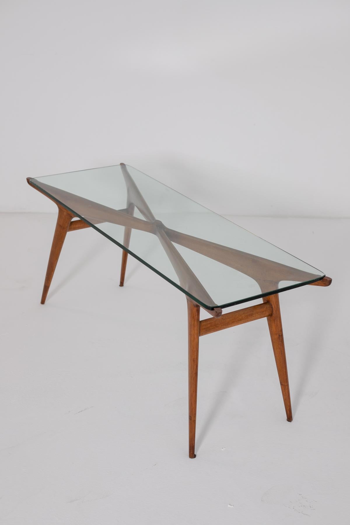 Mid-Century Smoking Table in Glass and Wood by Carlo de Carli 3