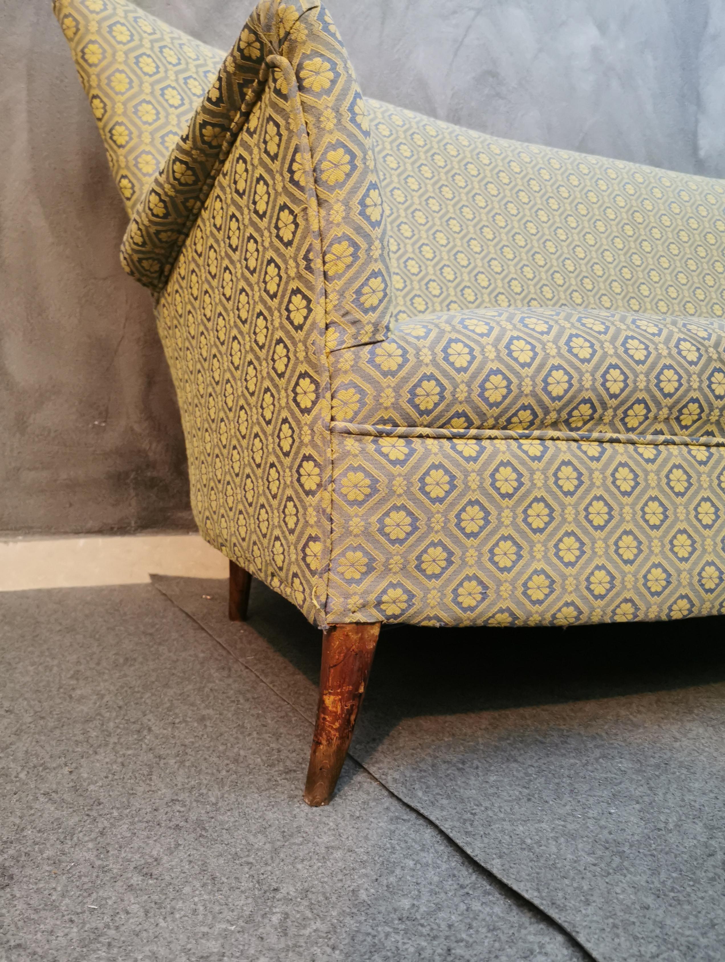 Mid Century Sofa Attributed to Gio Ponti Fabric Wood Italian Design 1960s 1