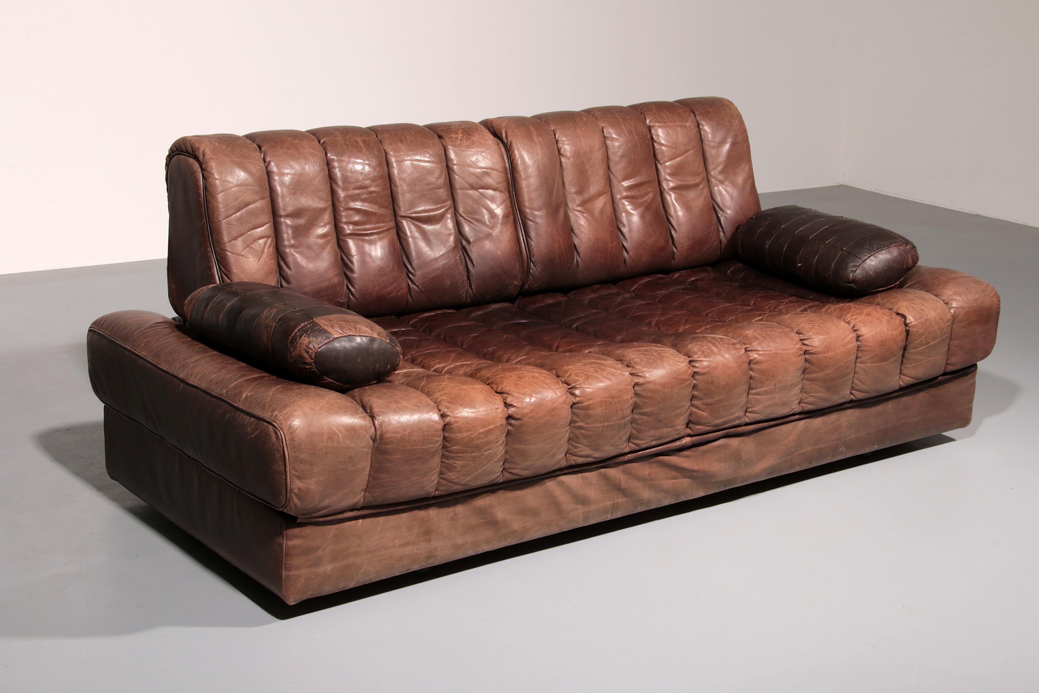 Mid century Sofa bed Ds 85 from De Sede Switzerland 1960s For Sale 3