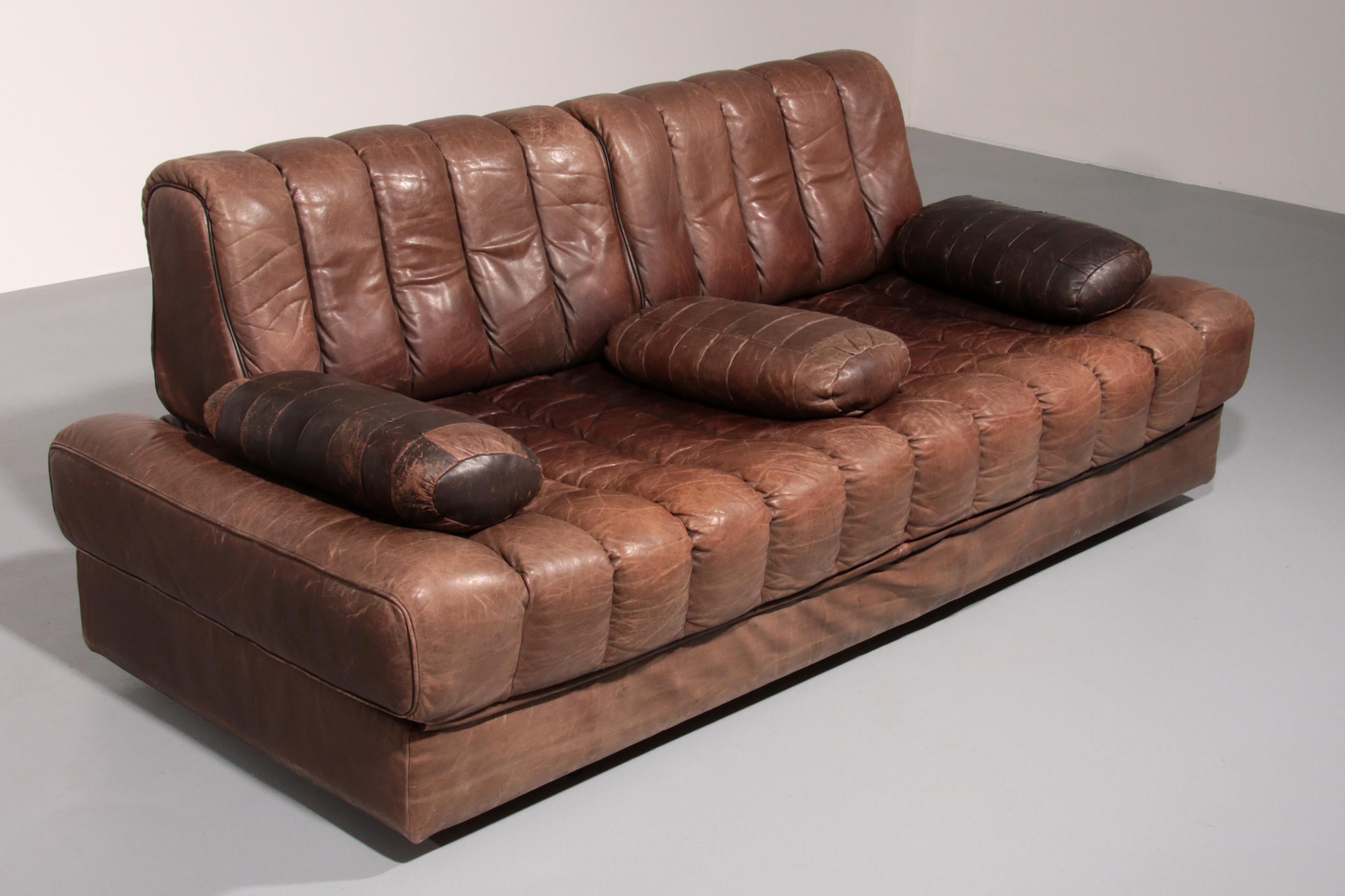 Mid-Century Modern Mid century Sofa bed Ds 85 from De Sede Switzerland 1960s For Sale