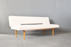 Mid Century Sofa Bank von Miroslav Navratil CIRCA 1960er Jahre