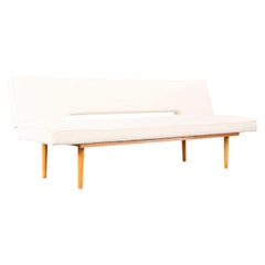 Mid Century Sofa Bank von Miroslav Navratil CIRCA 1960er Jahre