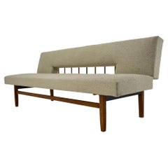 Mid-Century Sofa / Daybed Designed by Miroslav Navratil, 1960s