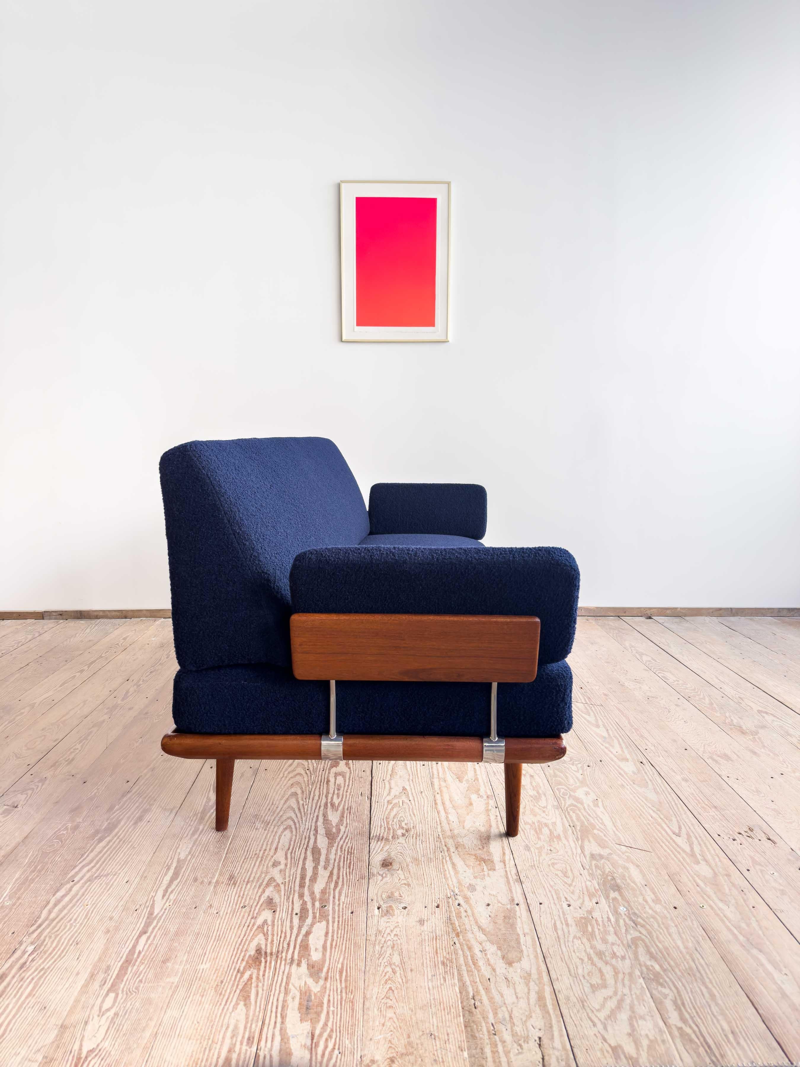 Intagliato a mano Divano di metà secolo, Daybed Minerva di Peter Hvidt & Orla Mølgaard-Nielsen, anni '50 in vendita