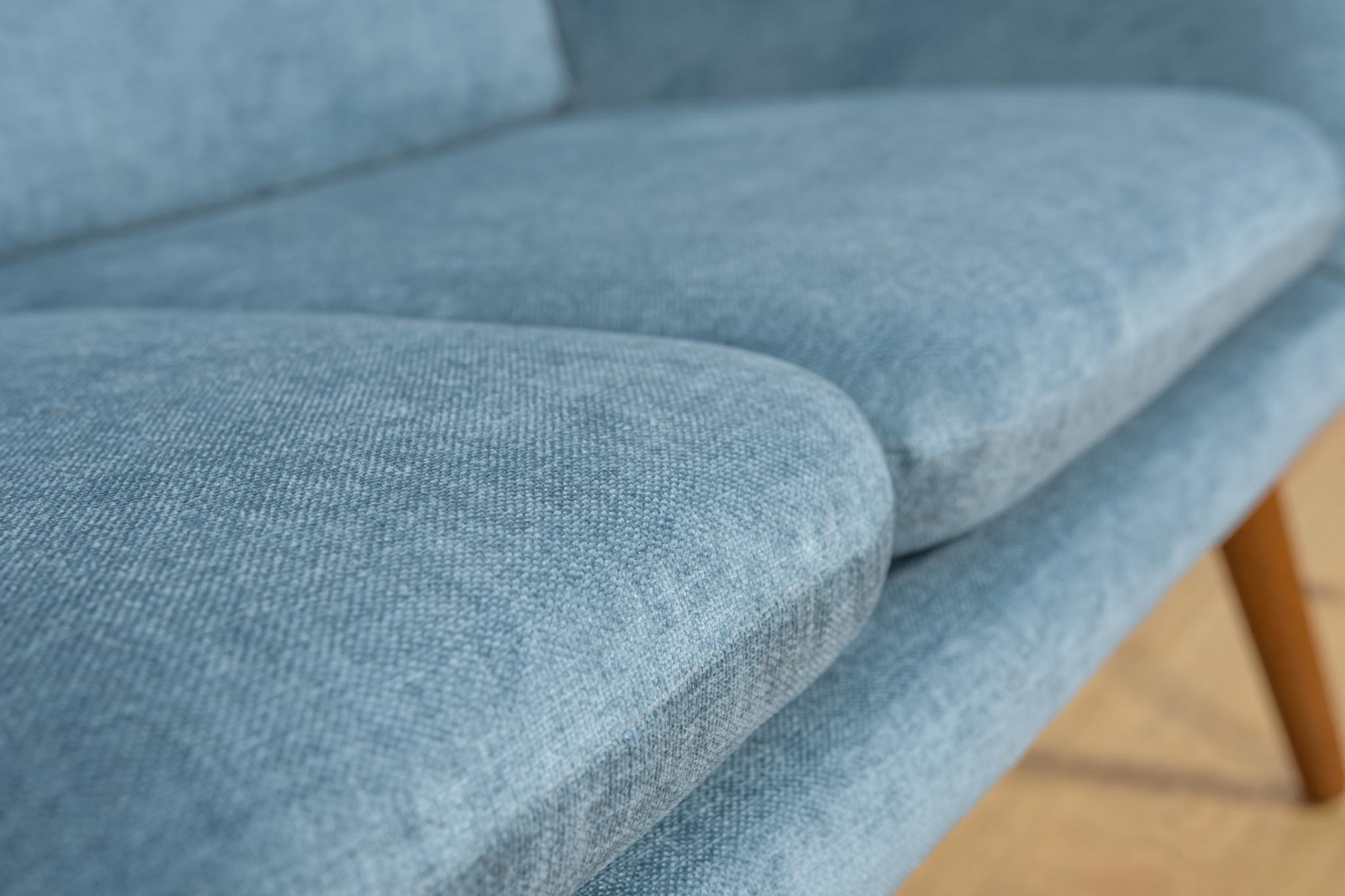 Mitte des Jahrhunderts  Sofa, Dänemark, 1960er Jahre im Angebot 1