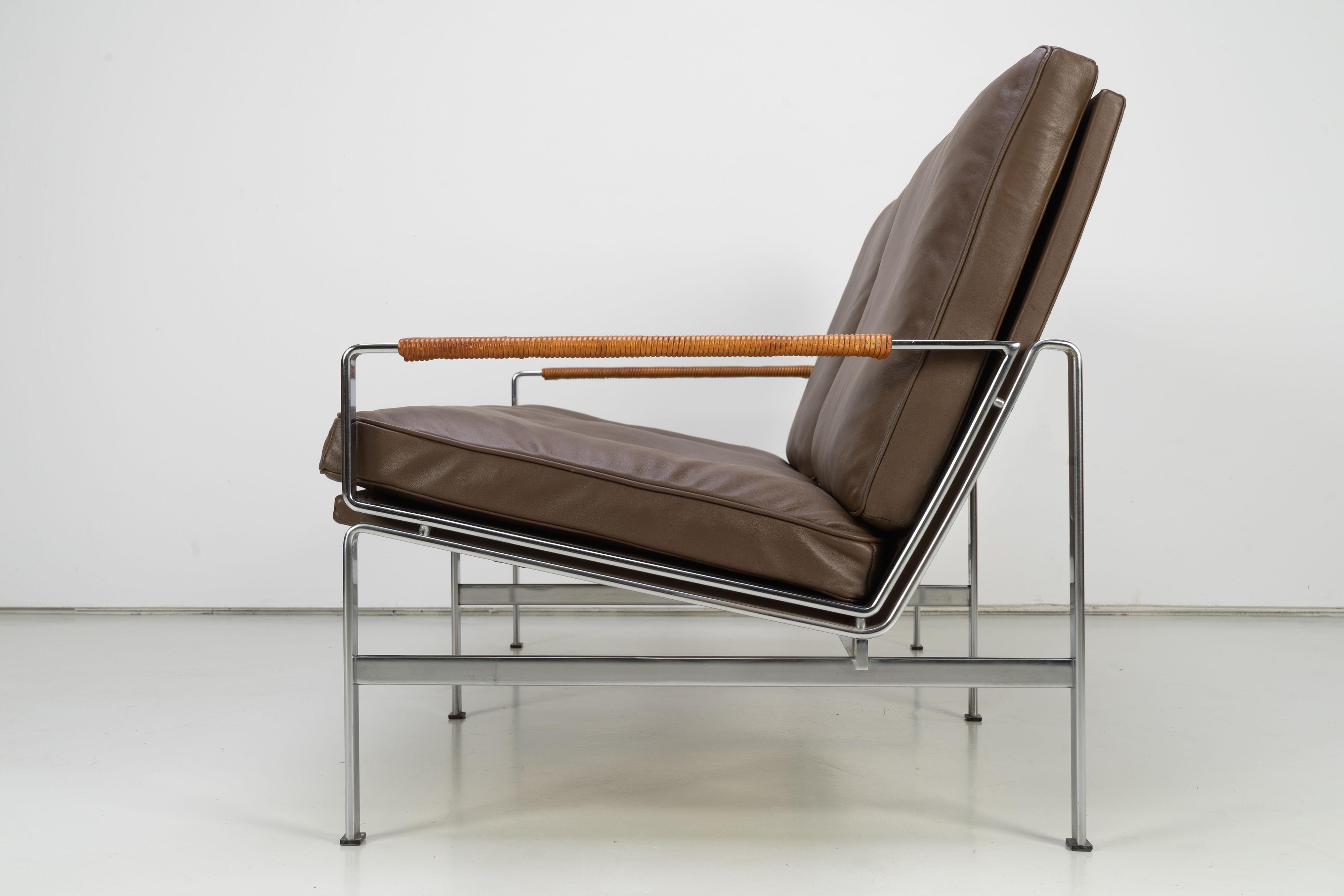 Mid-Century Sofa FK 6720 by Fabricius & Kastholm Brown Leather In Good Condition In Rosendahl, DE