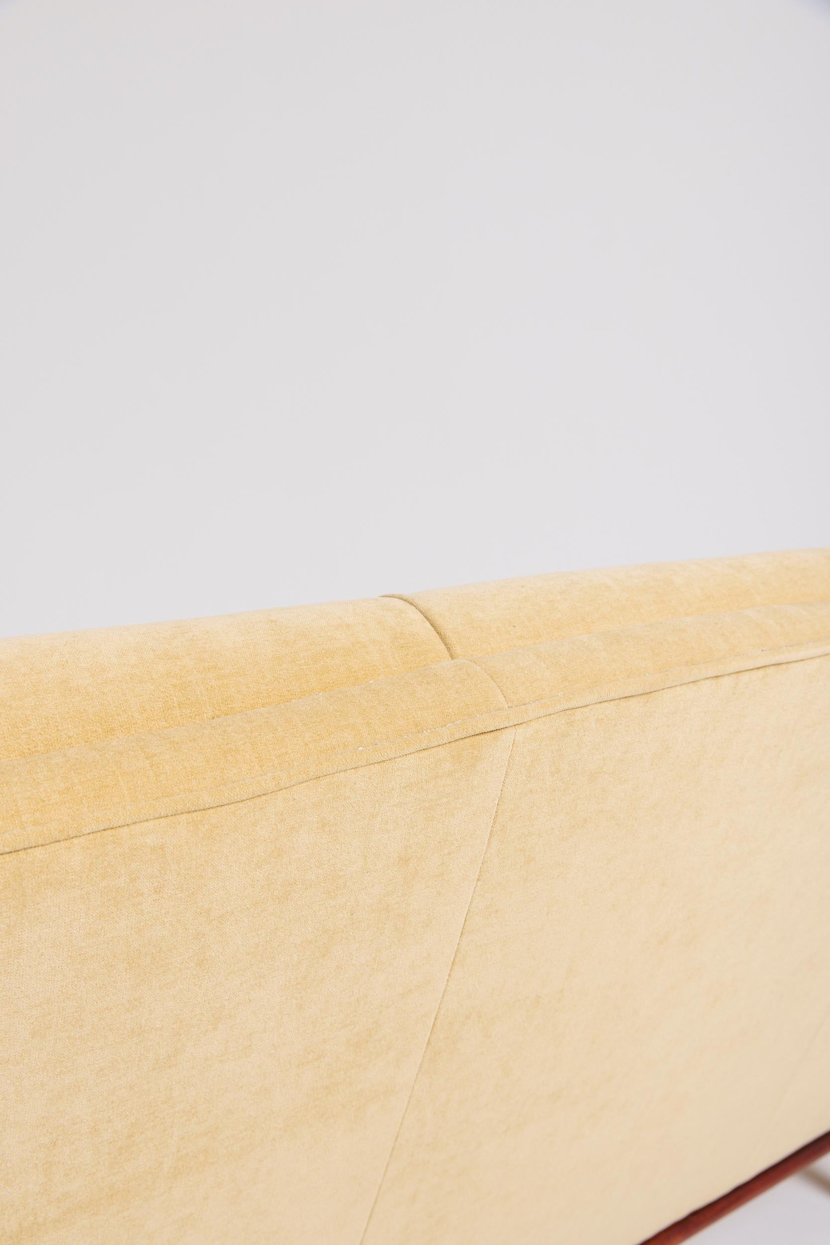 Mid-Century Sofa For Sale 6