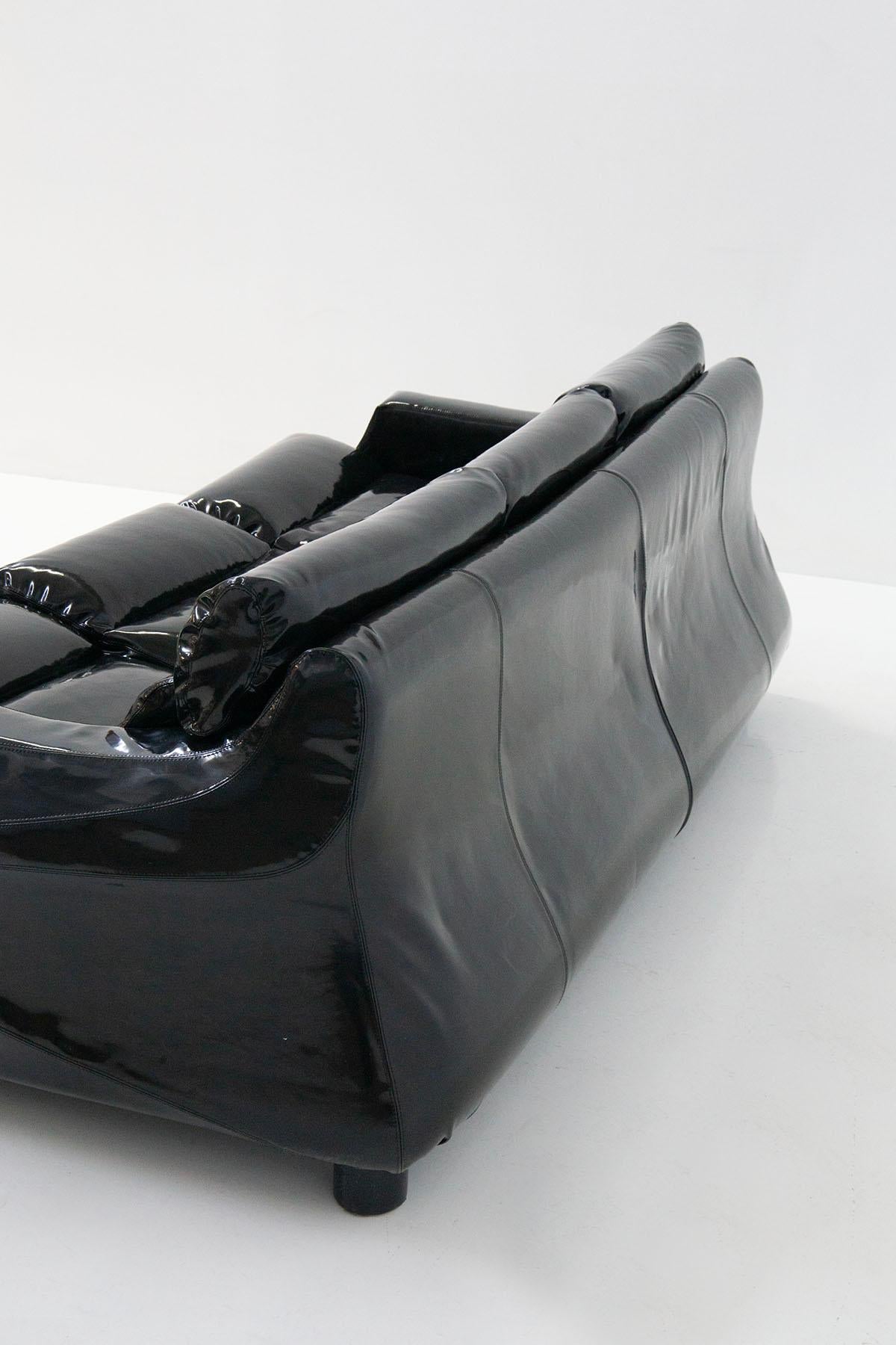 Mid-Century Sofa in black latex by Stasis Salotti 1