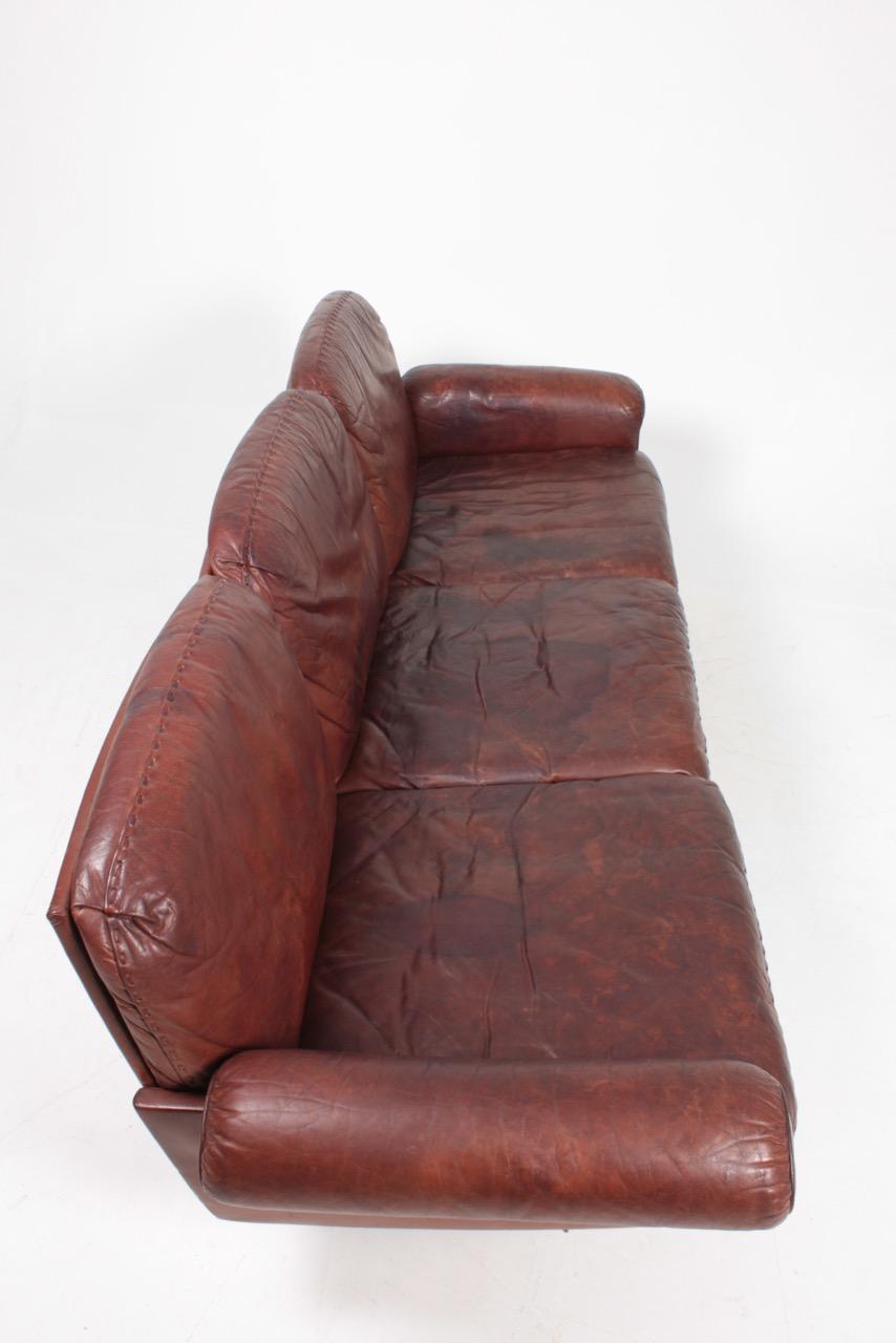 Midcentury Sofa in Patinated Leather by De Sede, 1960s 4