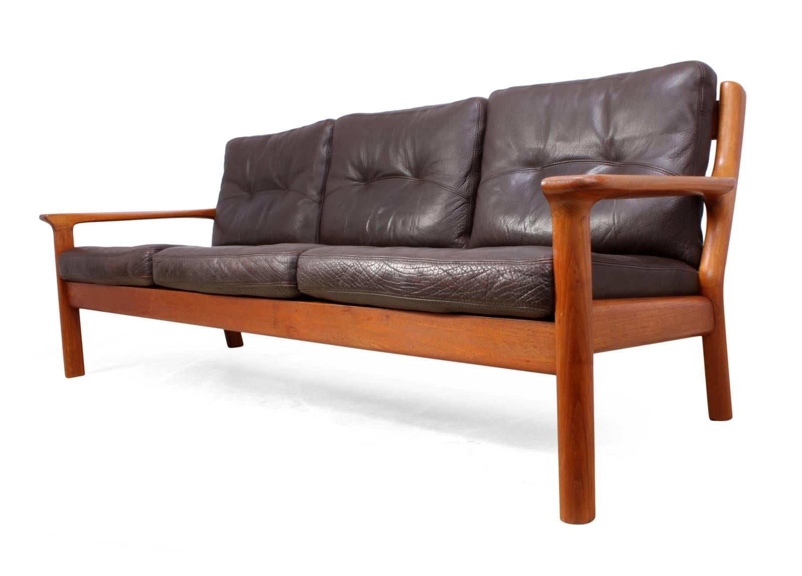 Midcentury Sofa in Teak and Leather by Glostrop 4