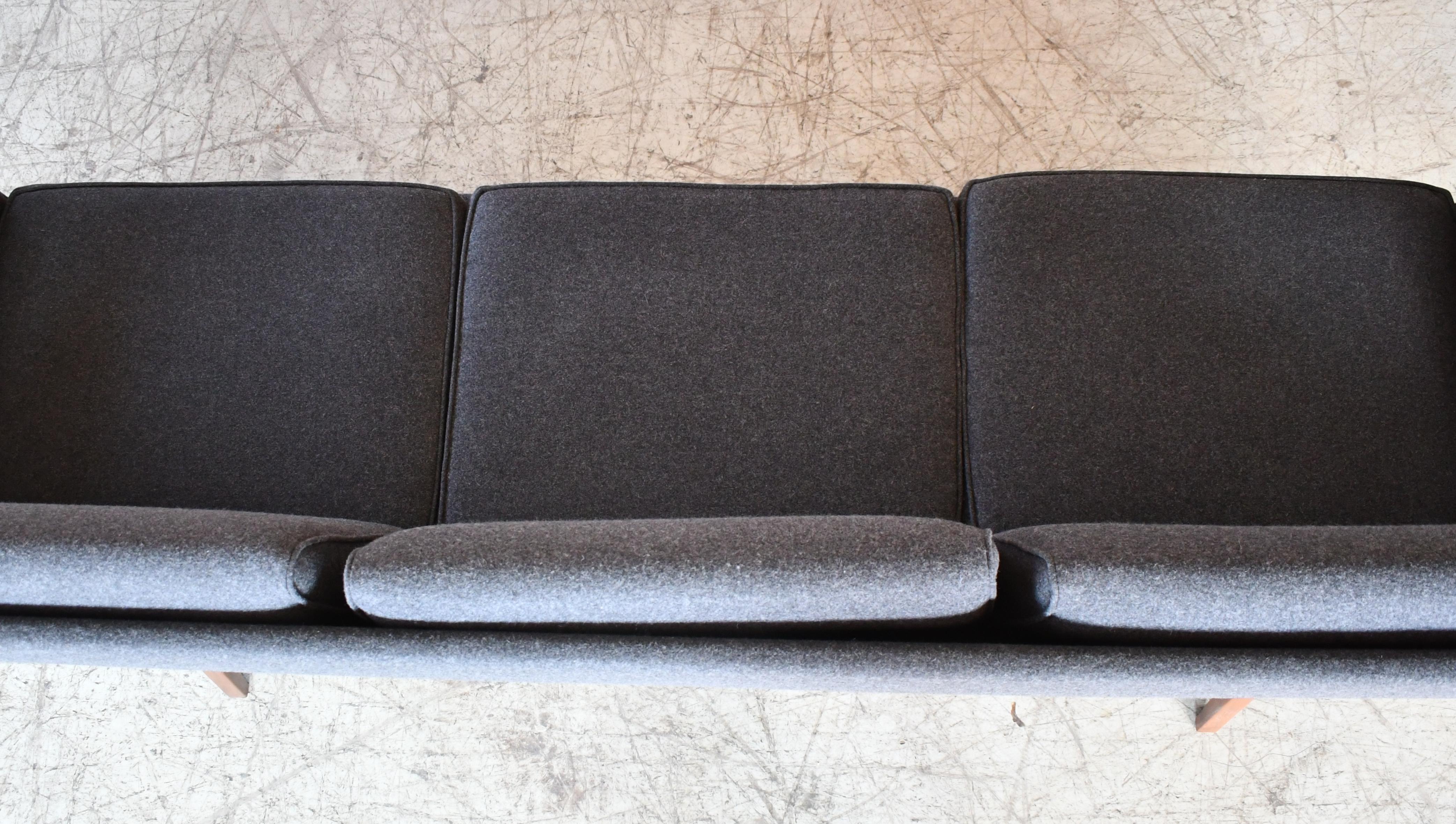Mid-Century Sofa in Walnut by Jens Risom Newly Reupholstered in Charcoal Wool For Sale 7