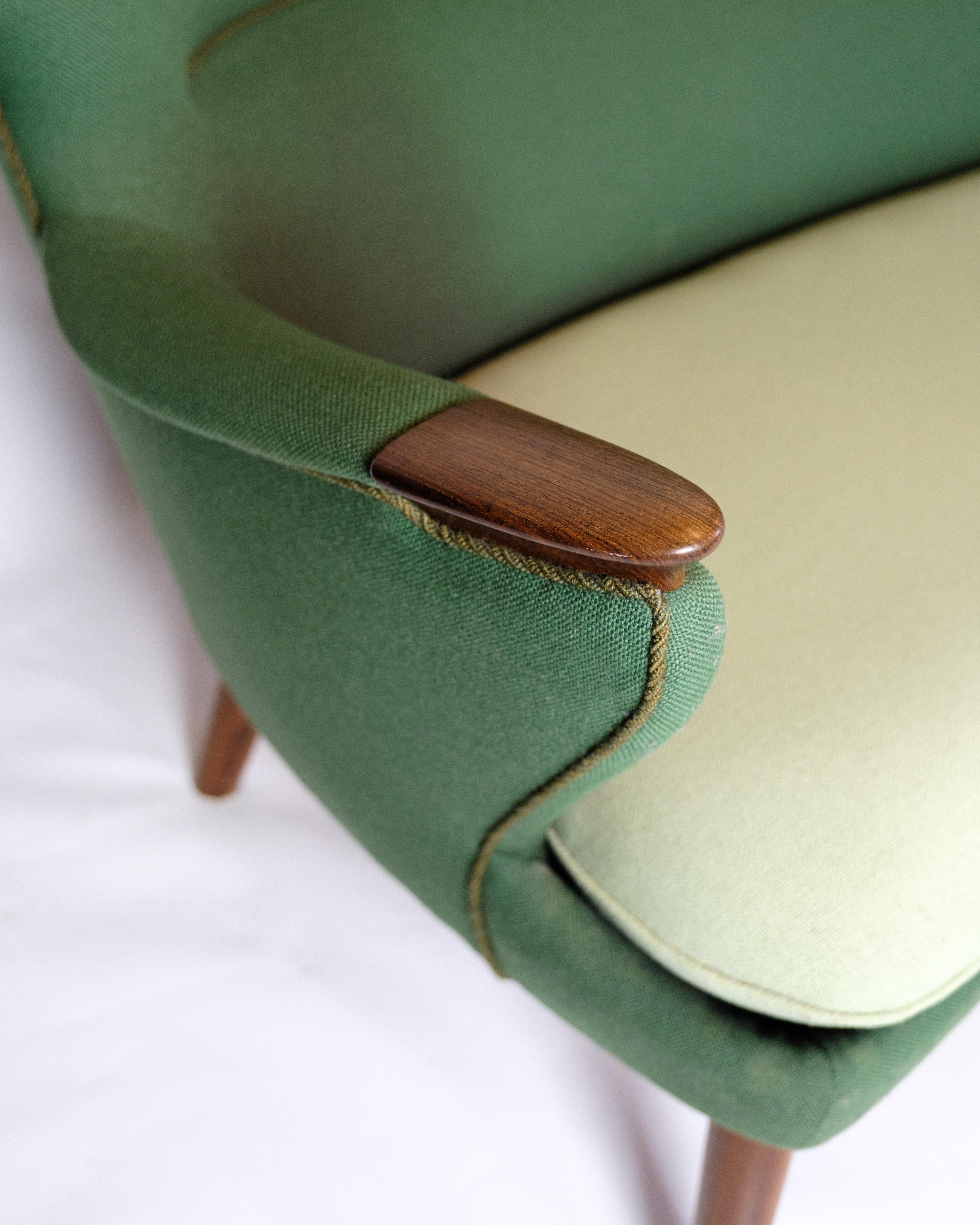 Mid-Century-Sofa Modell 220 mit Beinen in Palisander & Grün Stoff von Kurt Olsen (Moderne der Mitte des Jahrhunderts) im Angebot