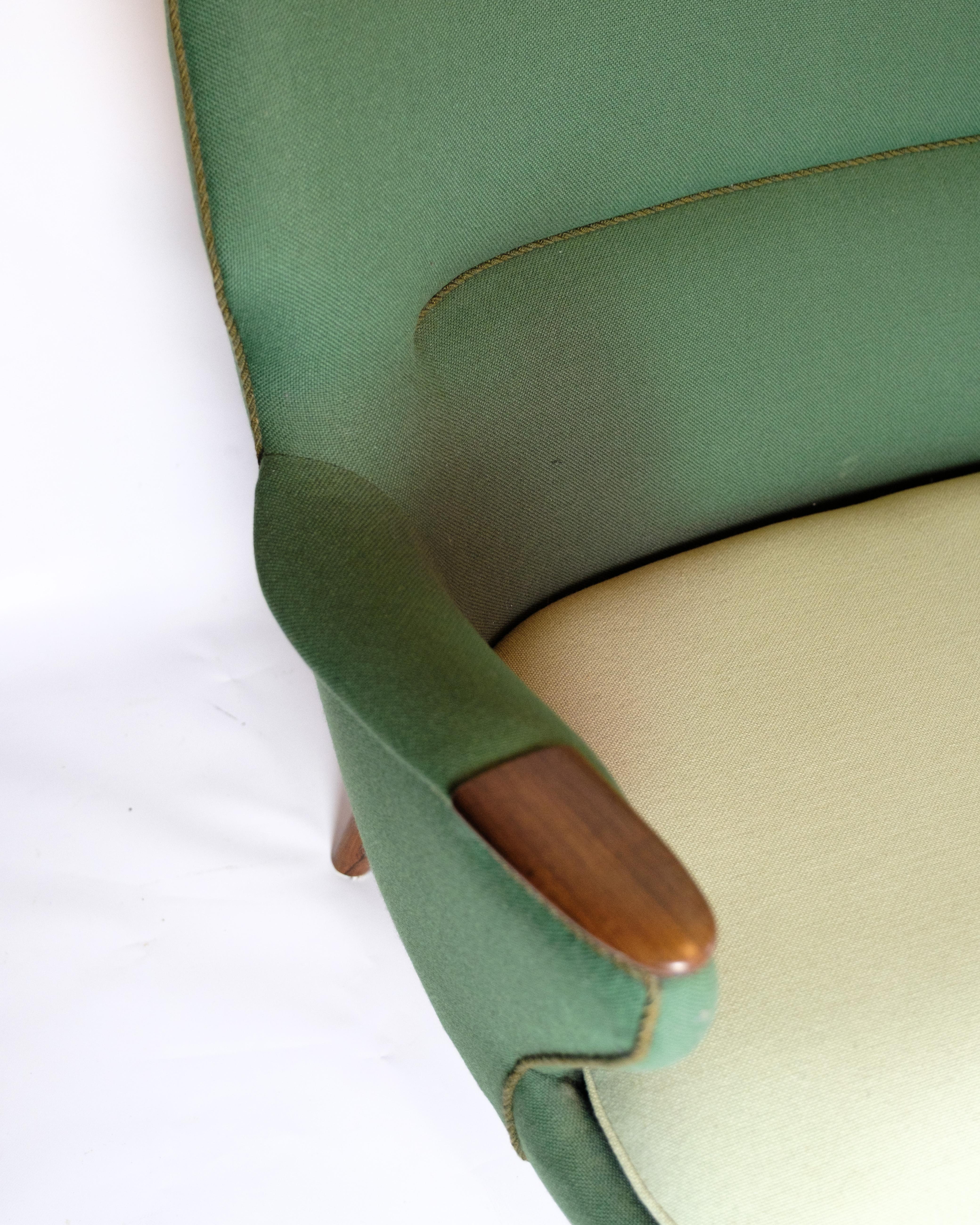 Mid-Century-Sofa Modell 220 mit Beinen in Palisander & Grün Stoff von Kurt Olsen (Dänisch) im Angebot