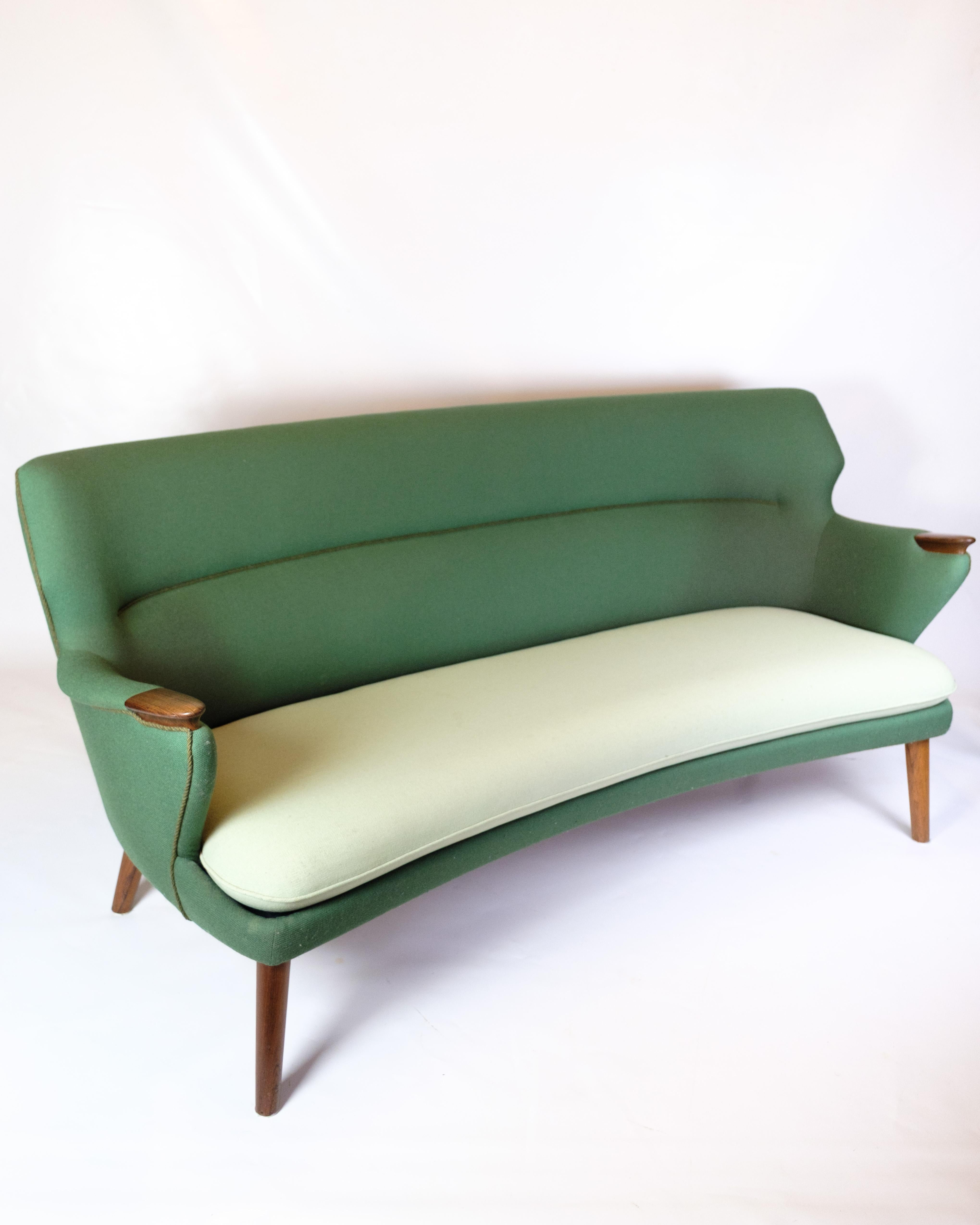 Mid-Century-Sofa Modell 220 mit Beinen in Palisander & Grün Stoff von Kurt Olsen im Angebot 2