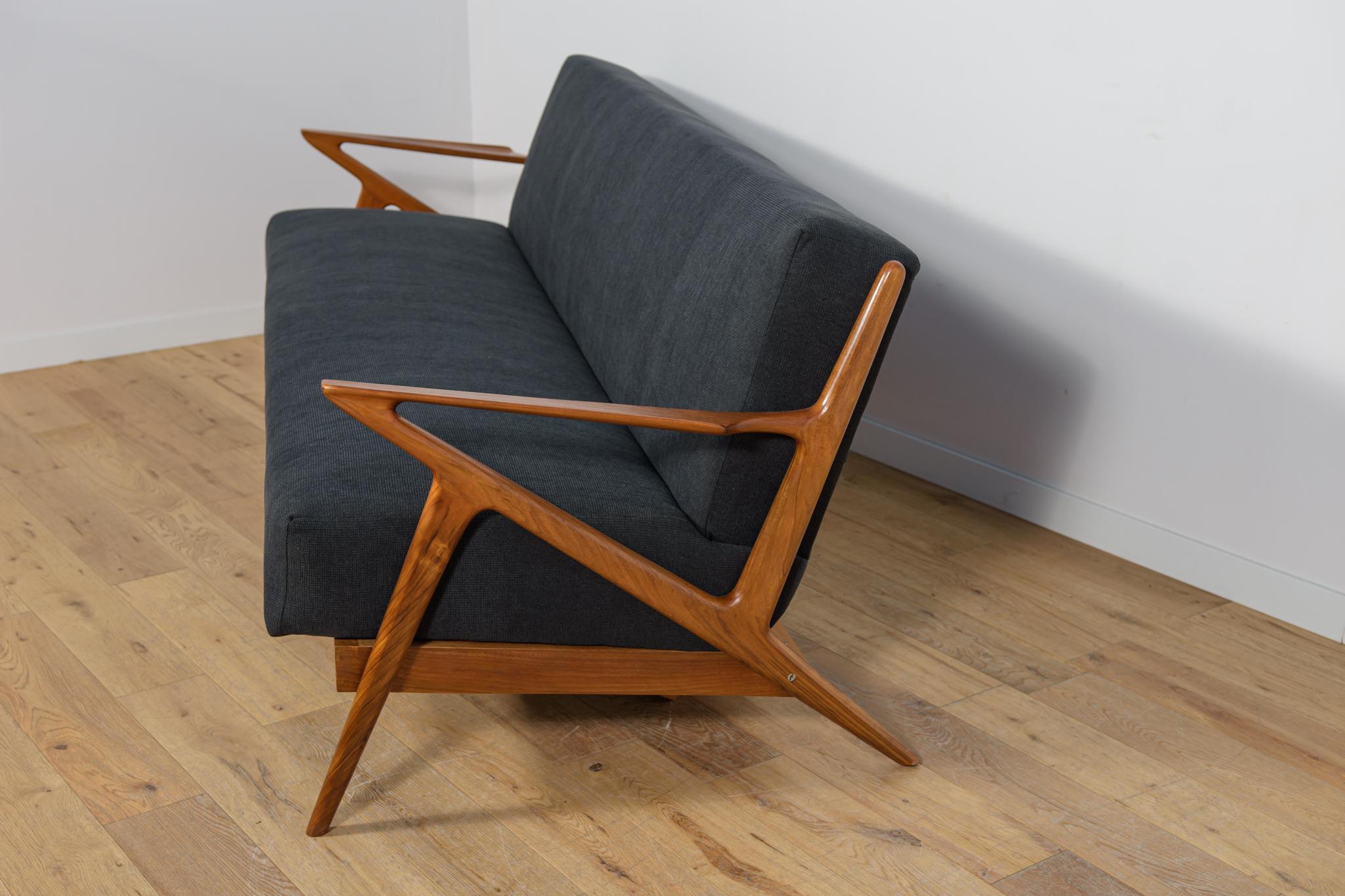 Woodwork Mid-Century Sofa Model Z-Sofa by Poul Jensen for Selig, Denmark, 1960s For Sale