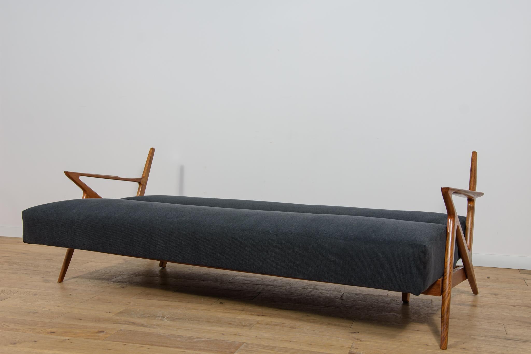 Fabric Mid-Century Sofa Model Z-Sofa by Poul Jensen for Selig, Denmark, 1960s For Sale