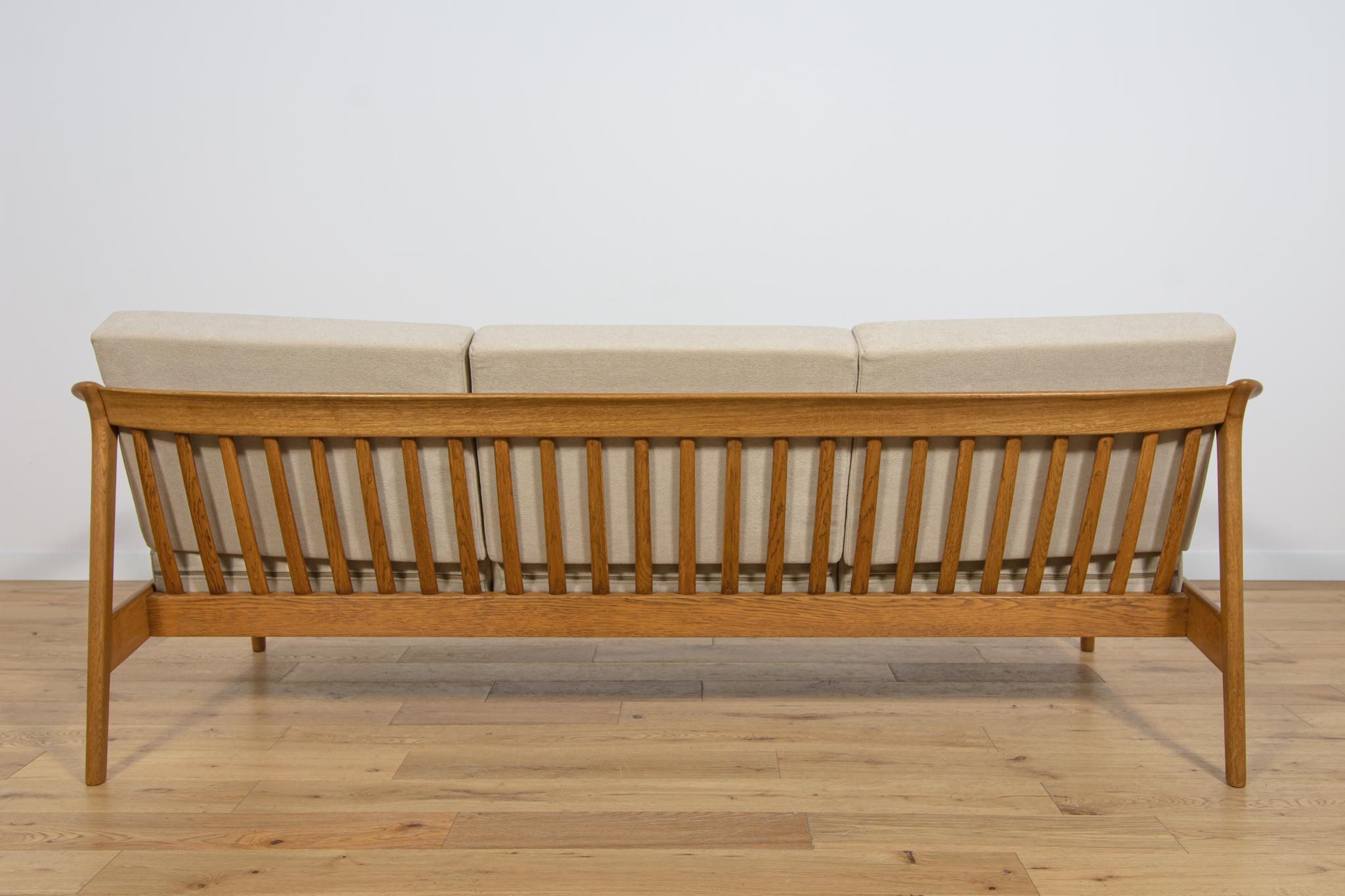 Woodwork Mid Century Sofa Monterey /5-161 by Folke Ohlsson for Bodafors, 1960 For Sale