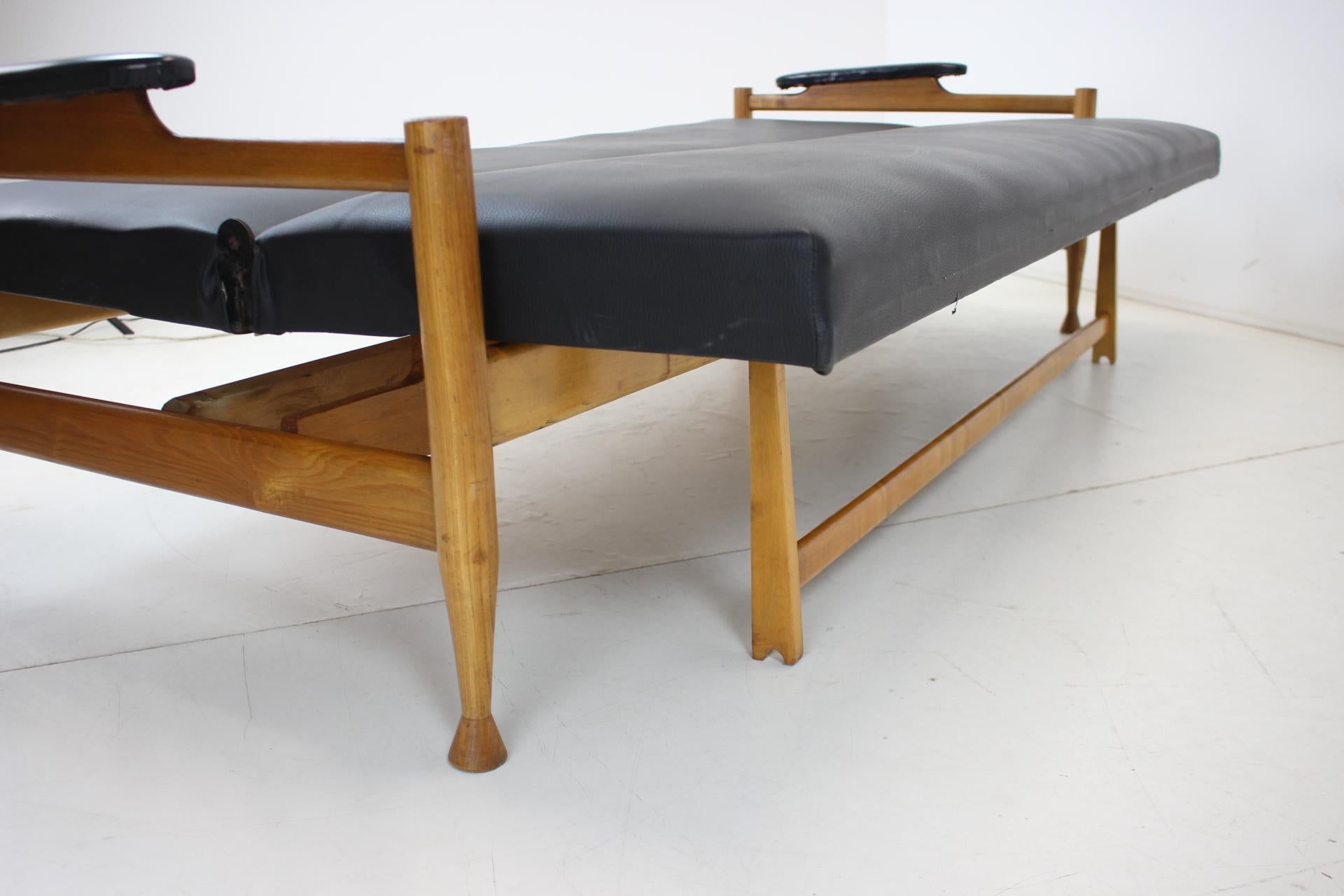 Mid-Century Sofa or Bed by Uluv, 1960's For Sale 9