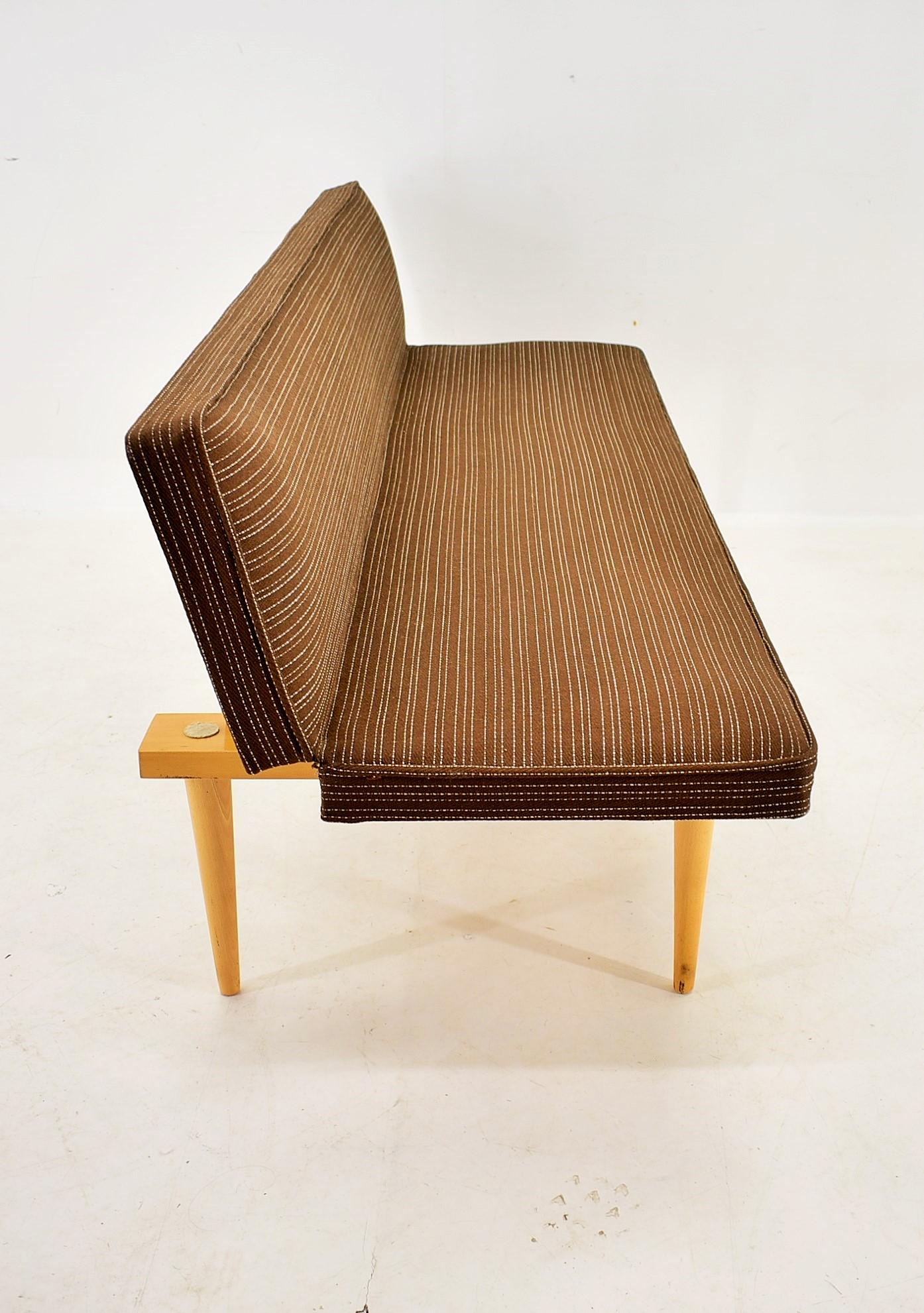 Fabric Mid-century Sofa or Day Bed by Miroslav Navrátil, Interier Praha, 1960's For Sale