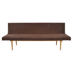 Canapé ou méridienne du milieu du siècle conçu par Miroslav Navrtil, années 1960