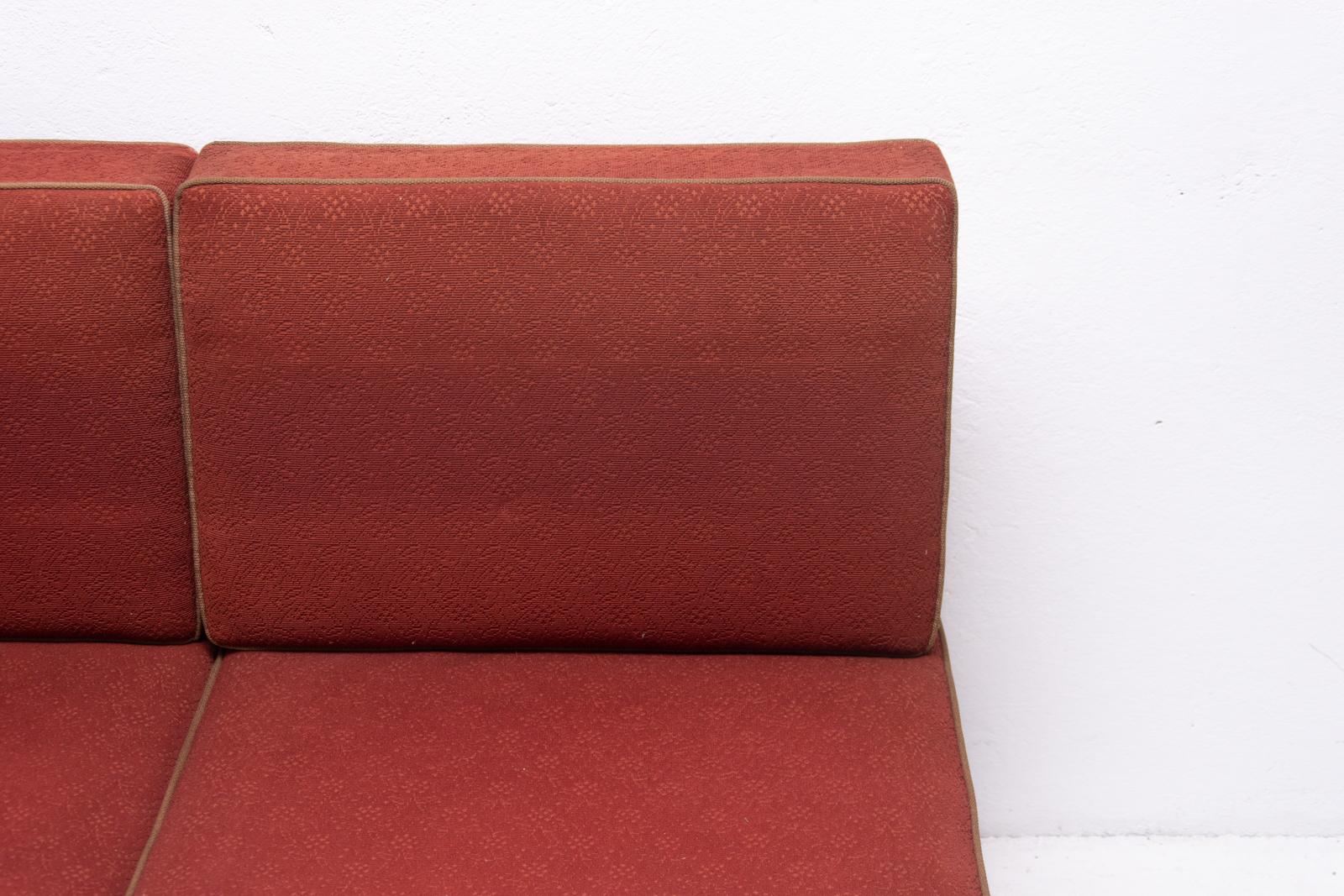 Midcentury Sofa Bed in Walnut by Jindřich Halabala for UP Zavody, 1950s 4