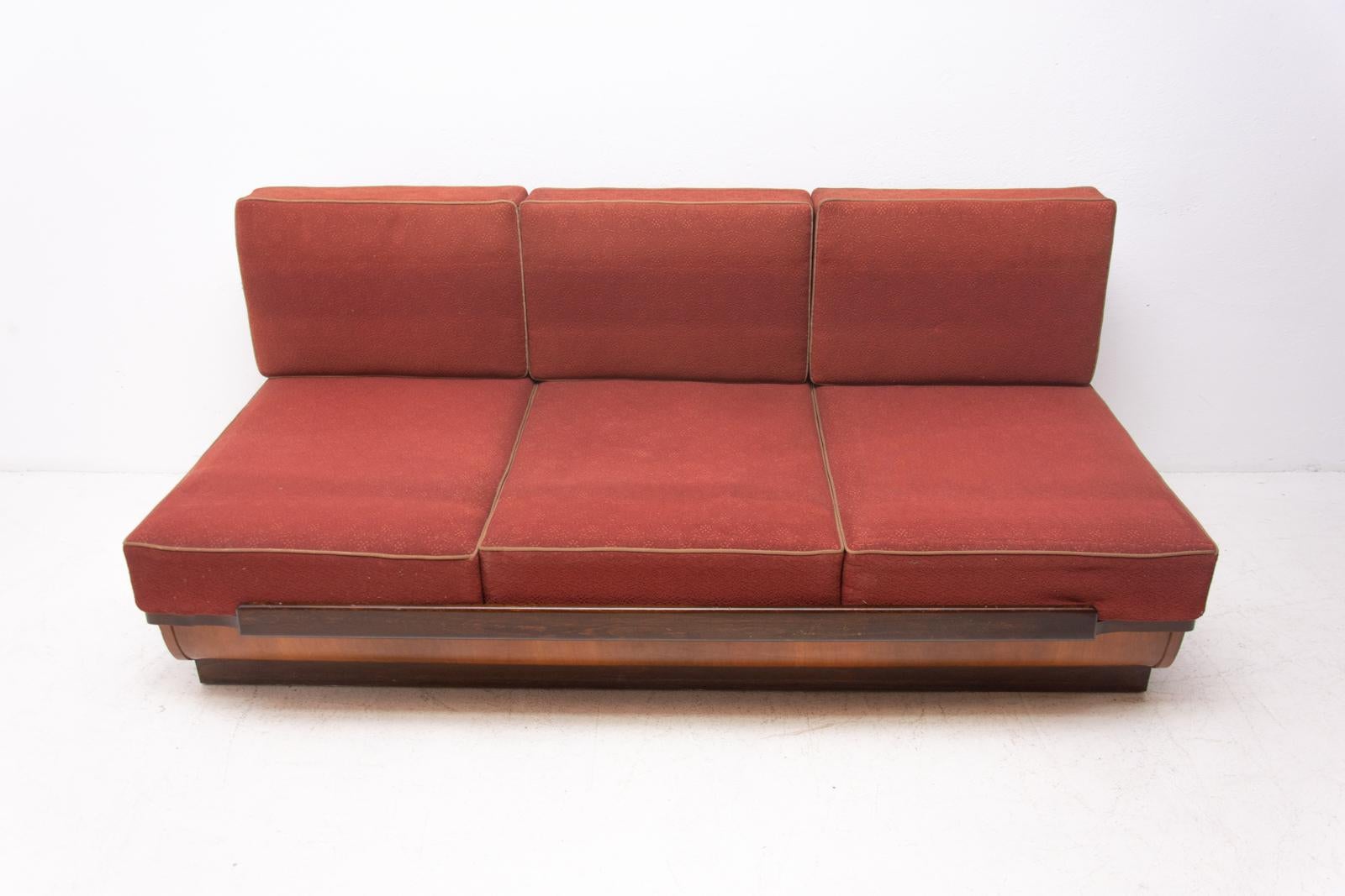 Art Deco Midcentury Sofa Bed in Walnut by Jindřich Halabala for UP Zavody, 1950s