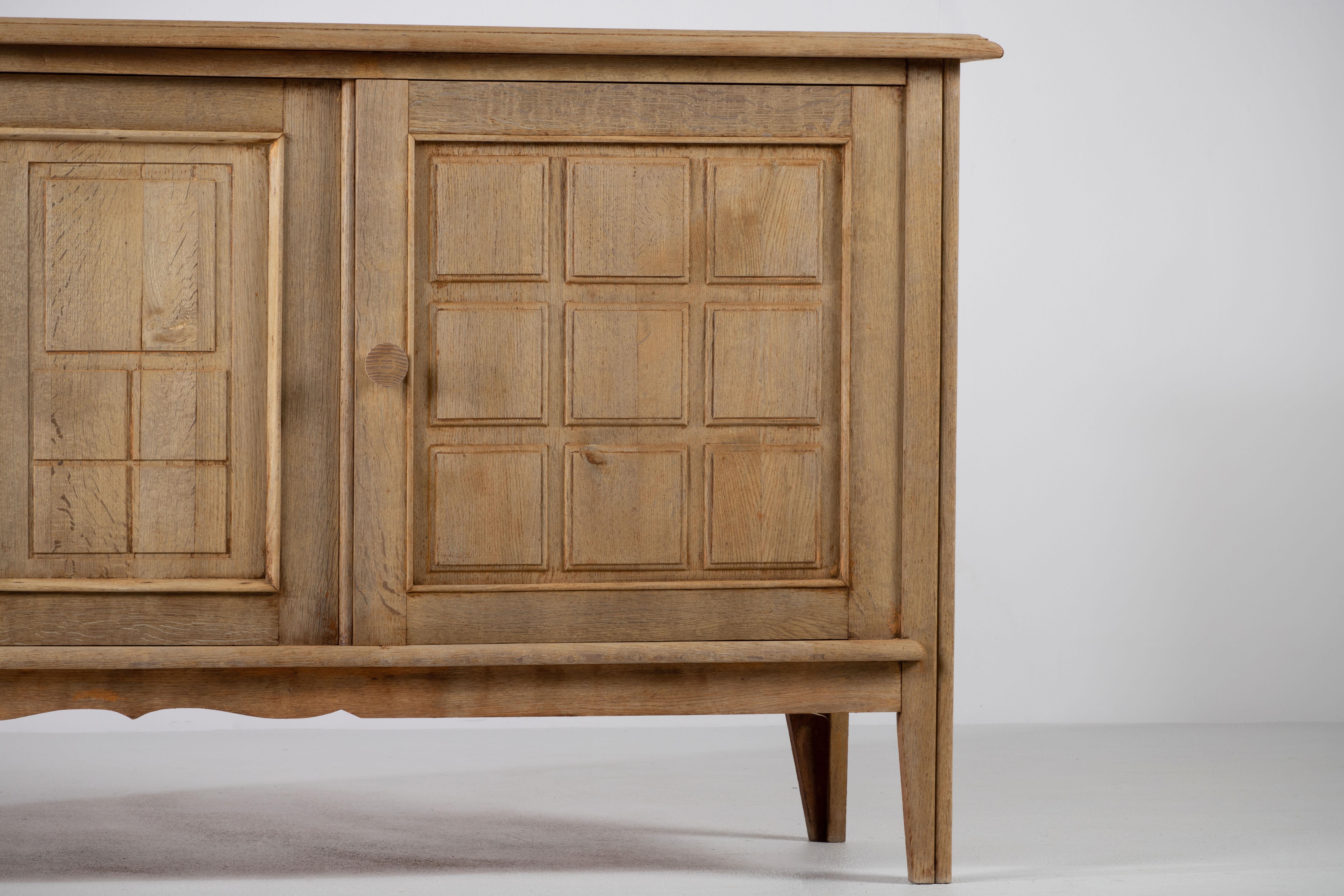 Mid-Century Solid Natural Oak Credenza, France, 1940s For Sale 6