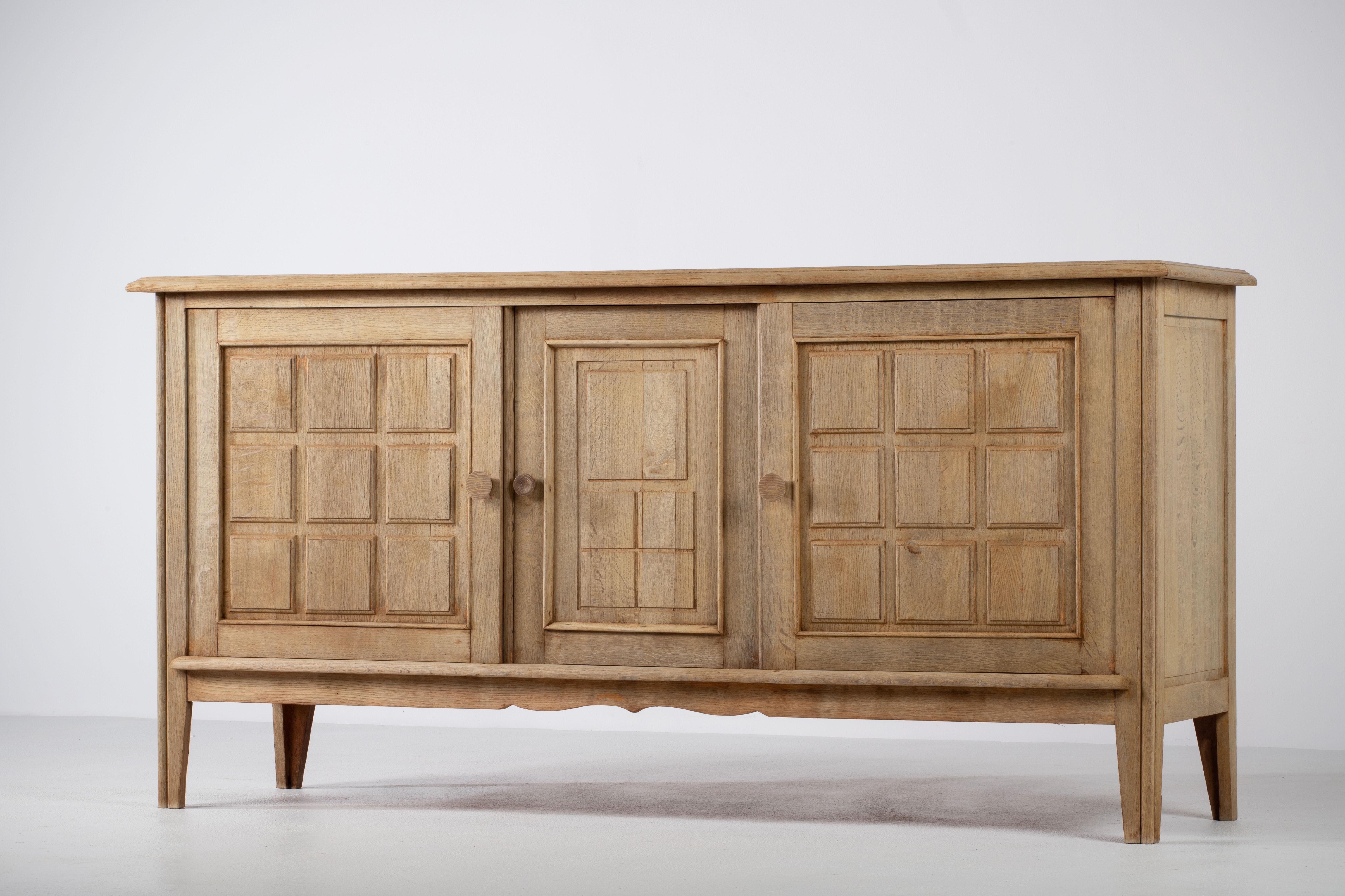 Mid-Century Solid Natural Oak Credenza, France, 1940s For Sale 2