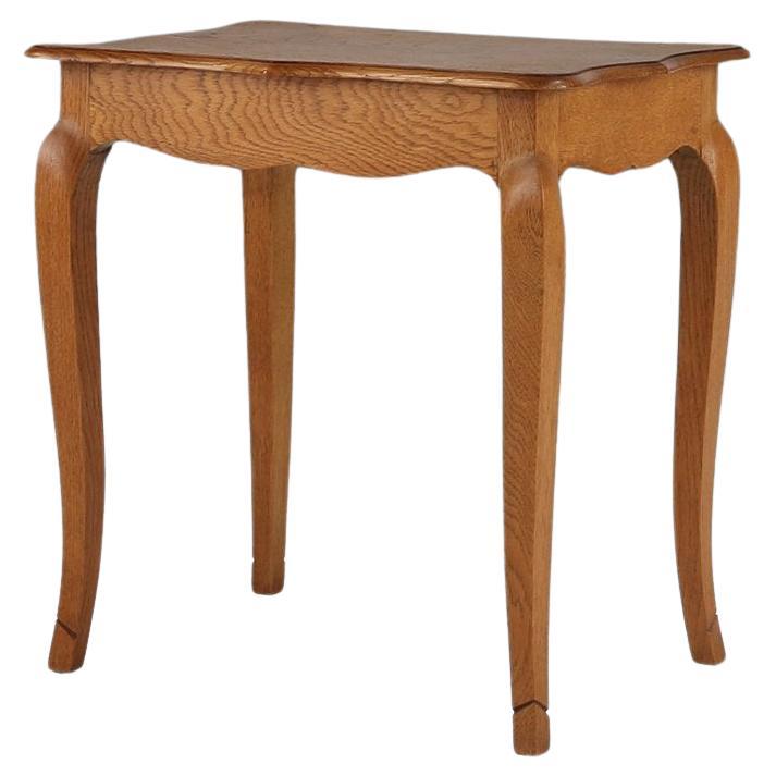 Mid-Century solid Oak carved Side Table, Belgium 1950s For Sale