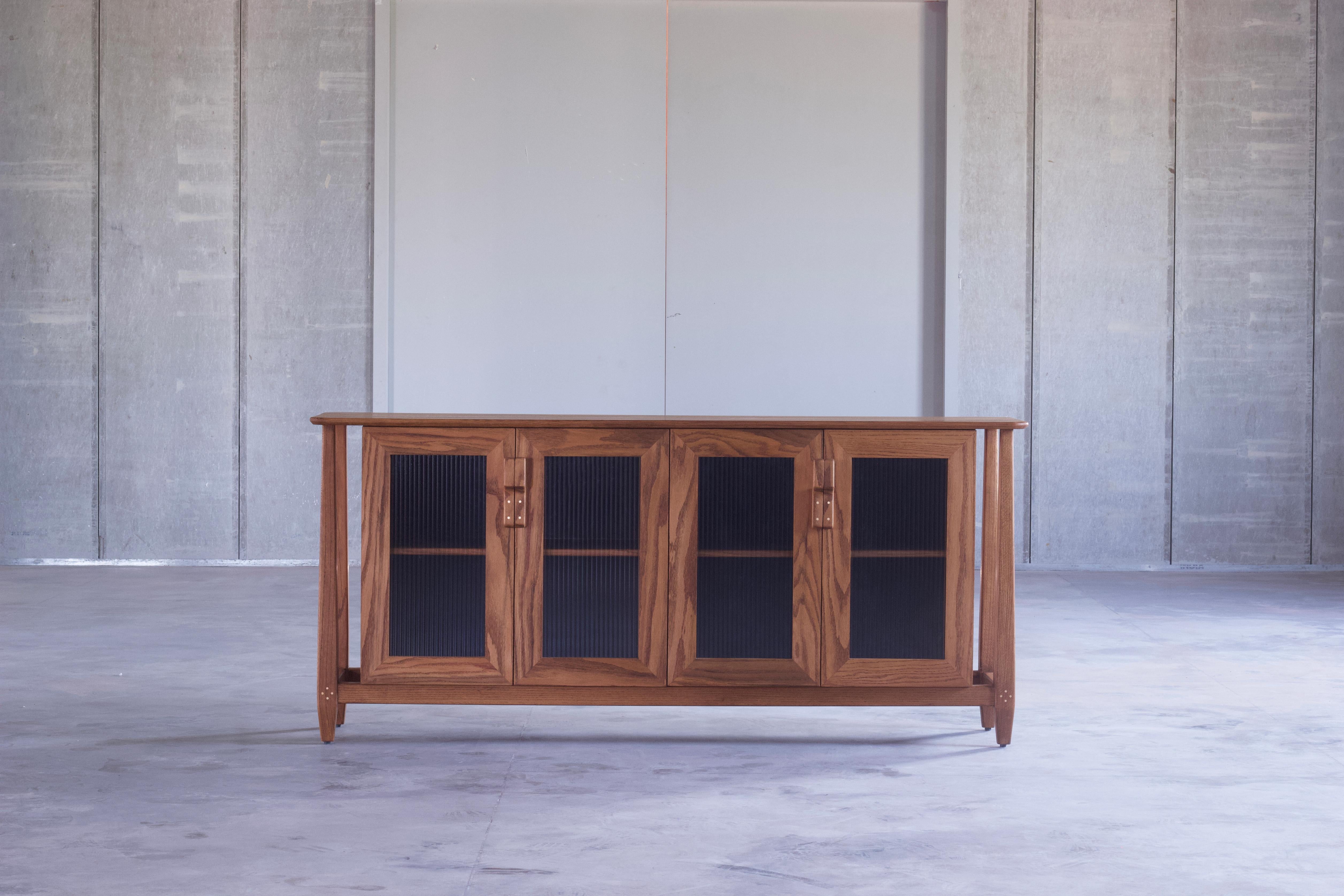 Contemporary Mid-Century Oak Wood Storage Credenza sideboard Fluted Glass shutters and brass For Sale