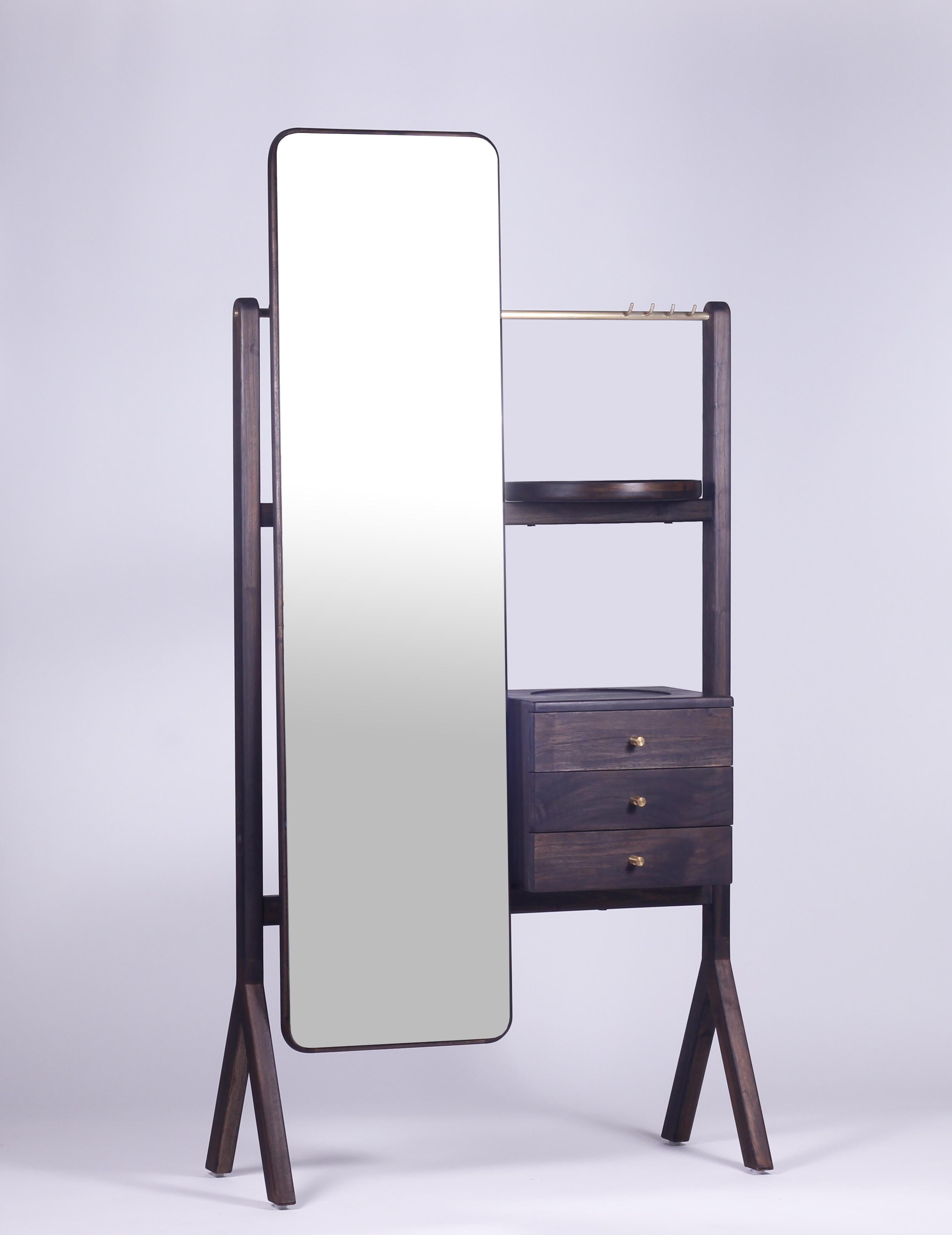 Indian Mid-century Solid Oak wood Vanity Dressing table with Mirror, Brass & storage For Sale