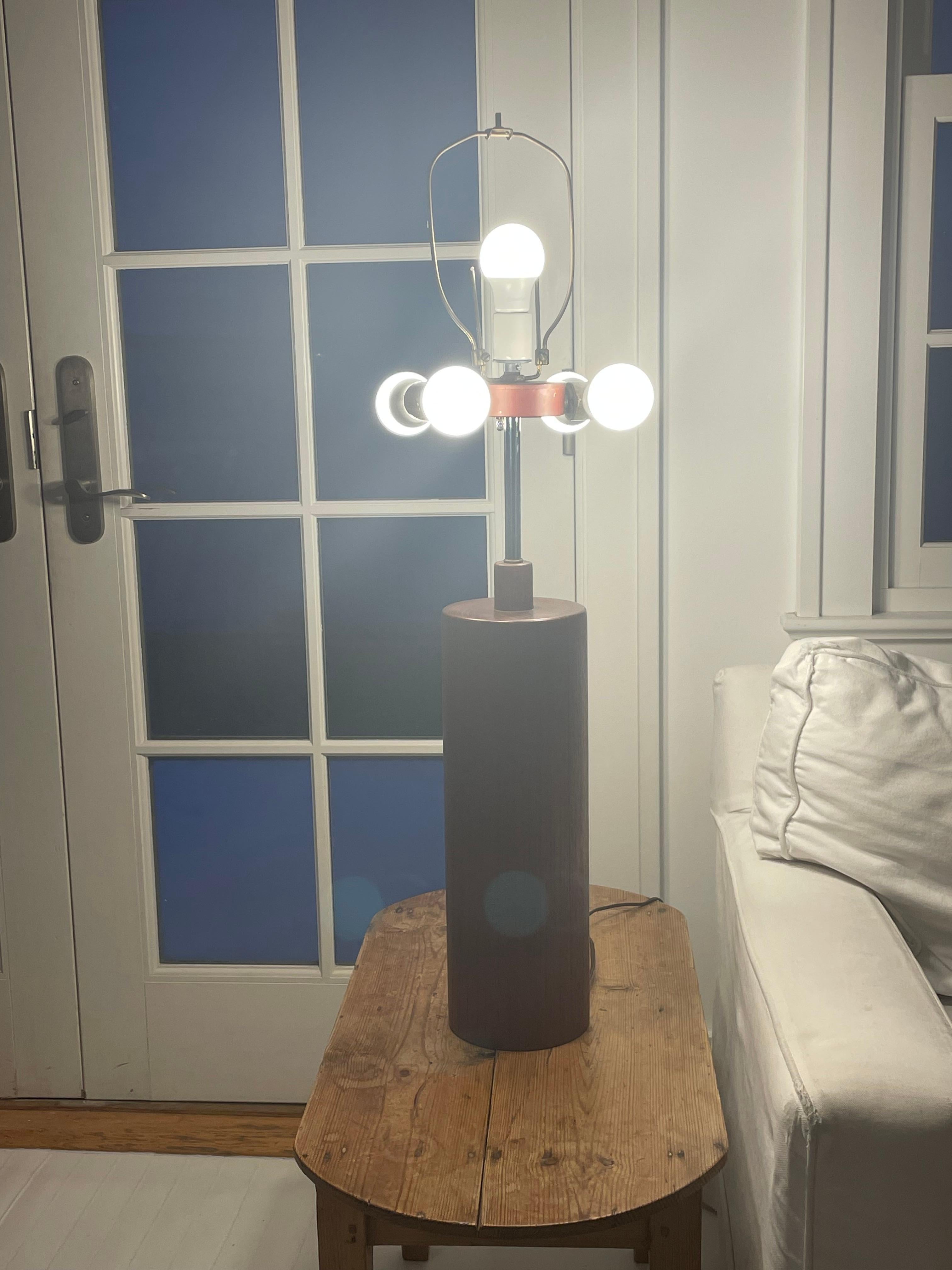 Mid Century Solid Teak Cylinder Table Lamp In Good Condition For Sale In New York, NY